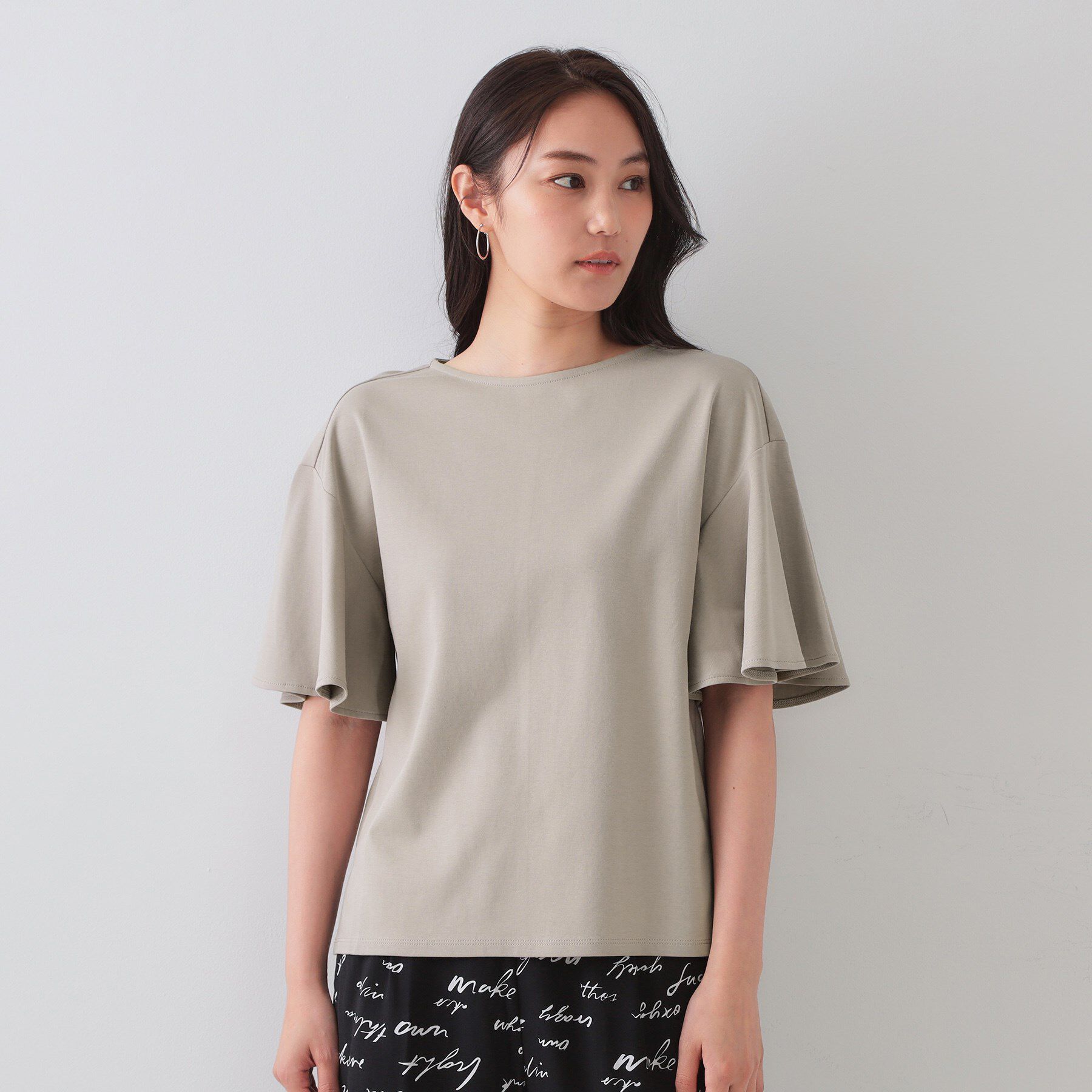 OPAQUE.CLIP「《S-LLサイズ》フレアスリーブカッソー【UV／接触冷感／洗濯機洗い可】」|Tシャツ・カットソー|