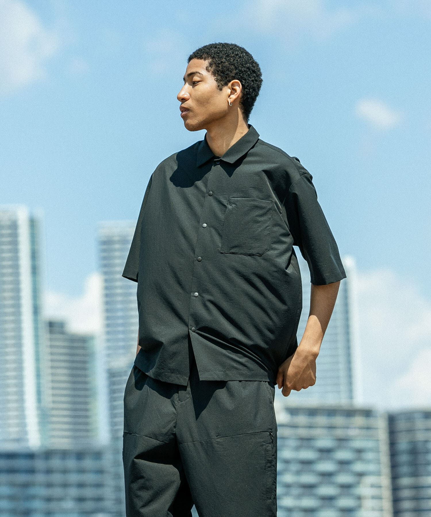 URBAN RESEARCH「『洗濯可/防シワ/撥水』COOL DOTS SHORT-SLEEVE SHIRTS」|シャツ・ブラウス|