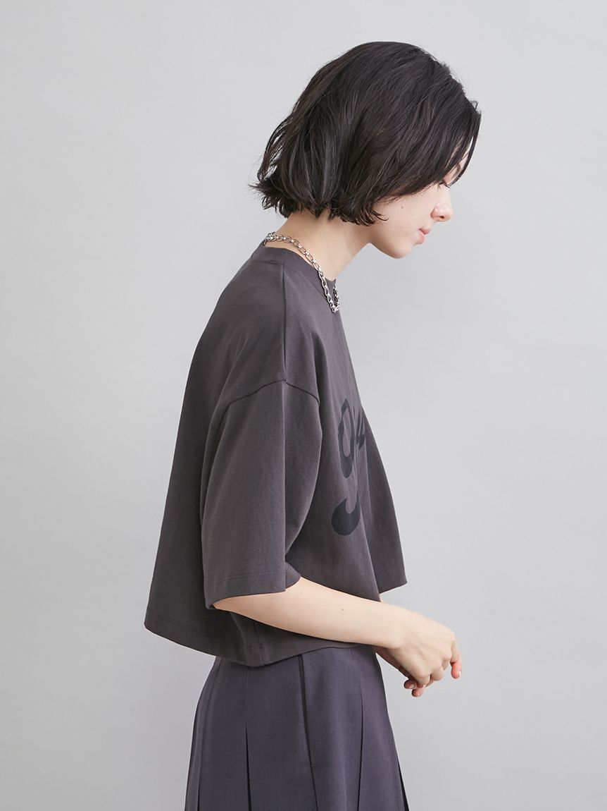Mila Owen「ショート丈ワイドグラフィックＴシャツ」|Tシャツ・カットソー|