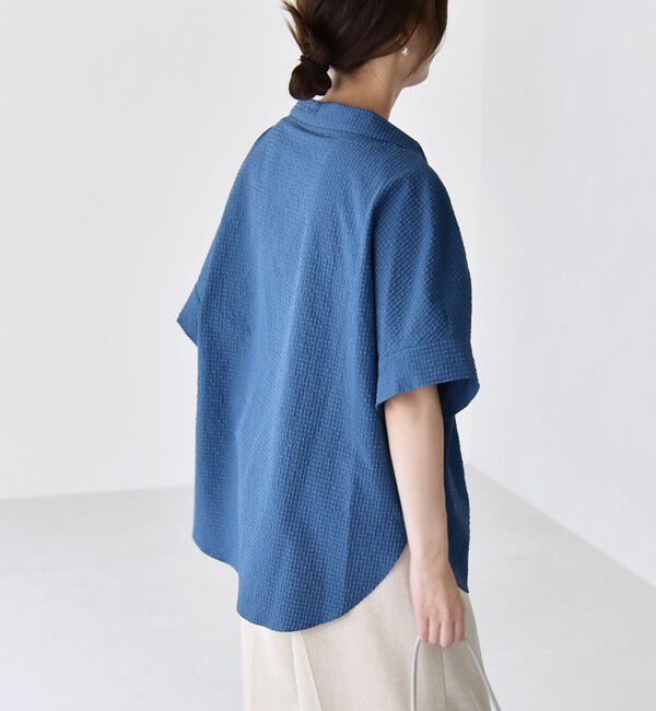 quaranciel「《予約》quaranciel:〈手洗い可能〉サッカー ドロストカラー スキッパー シャツ ブラウス」|シャツ・ブラウス|