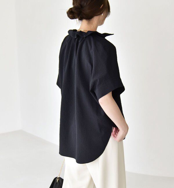 quaranciel「《予約》quaranciel:〈手洗い可能〉サッカー ドロストカラー スキッパー シャツ ブラウス」|シャツ・ブラウス|