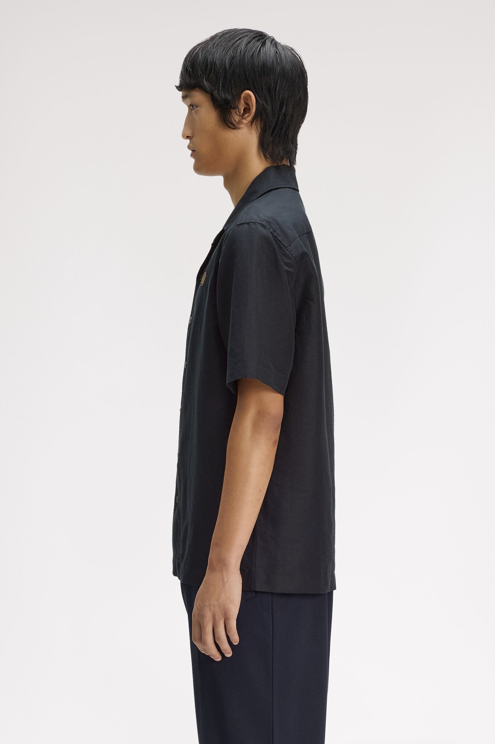 FRED PERRY 「Linen Blend Revere Collar Shirt／リネンブレンドオープンカラーシャツ」|シャツ・ブラウス|
