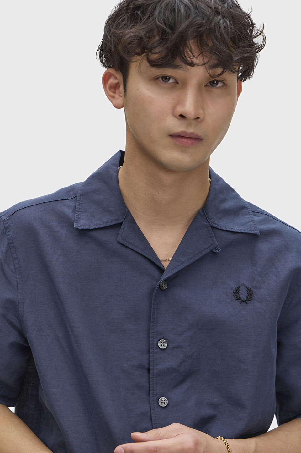 FRED PERRY 「Linen Blend Revere Collar Shirt／リネンブレンドオープンカラーシャツ」|シャツ・ブラウス|