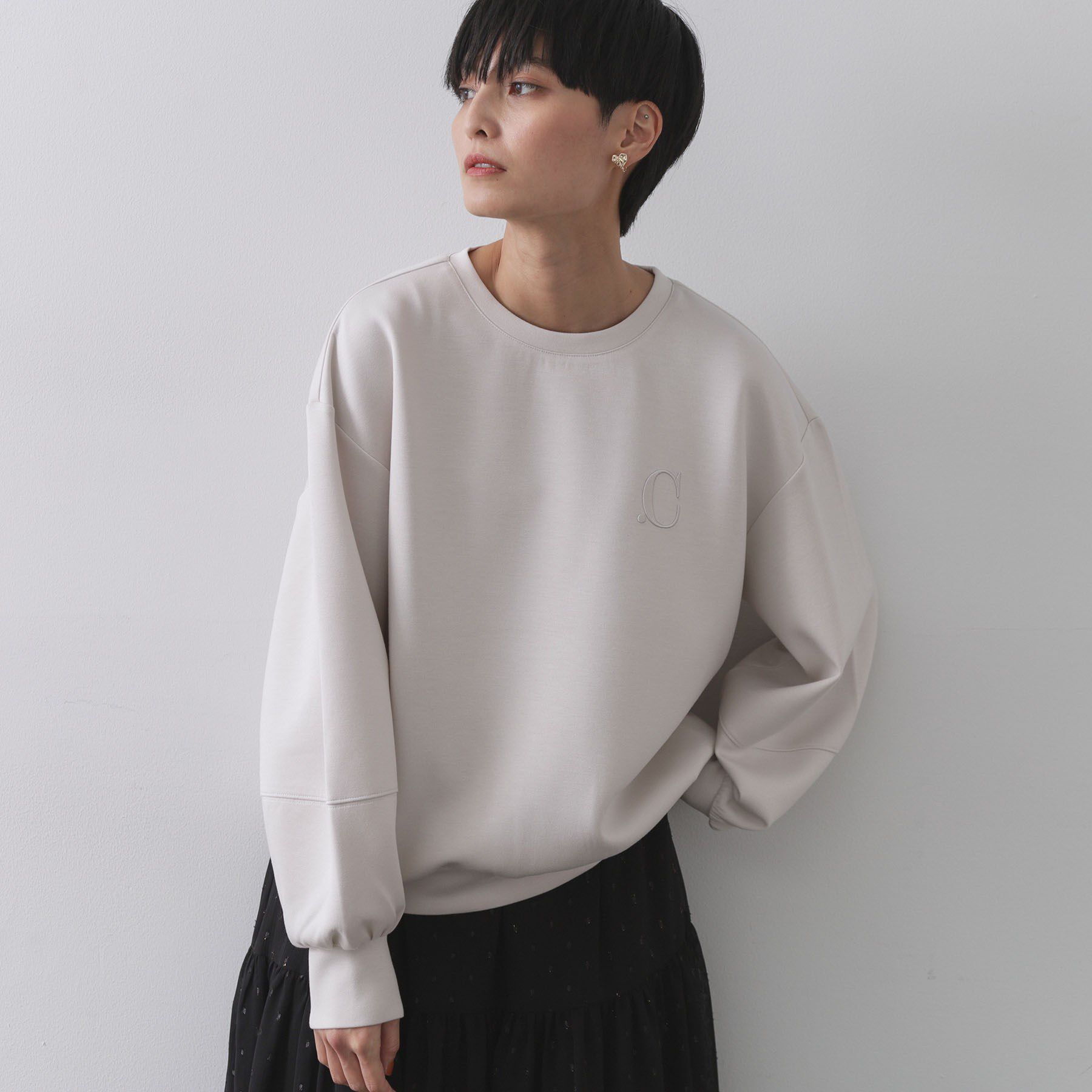 OPAQUE.CLIP「ワンポイント刺繍ダンボールトップス【UVケア／洗濯機洗い可】」|Tシャツ・カットソー|オフホワイト(003