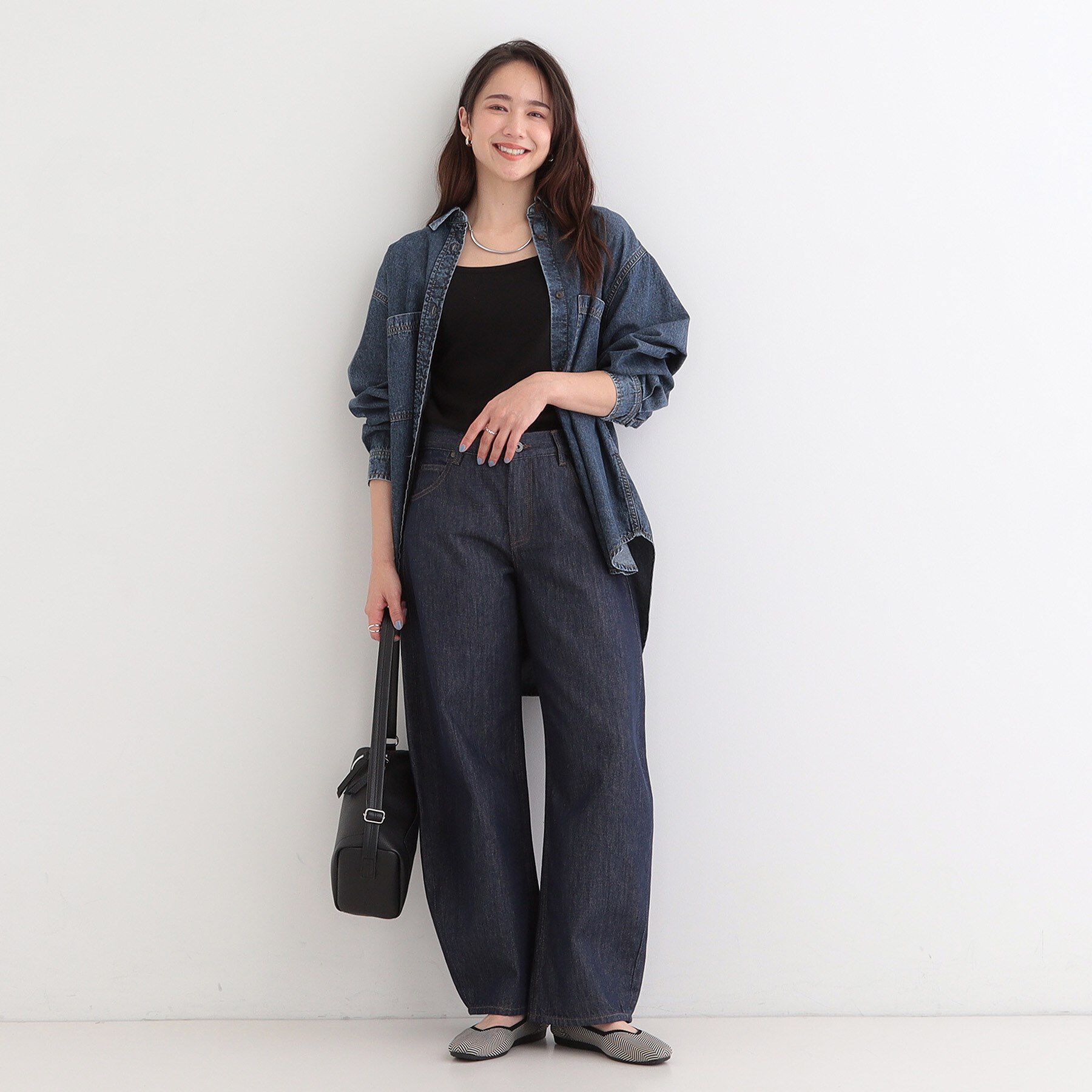 SHOO･LA･RUE「【SHOO・LA・RUE DENIM/高レビュー】ゆるっと決まる こなれカーブデニムパンツ」|デニム|