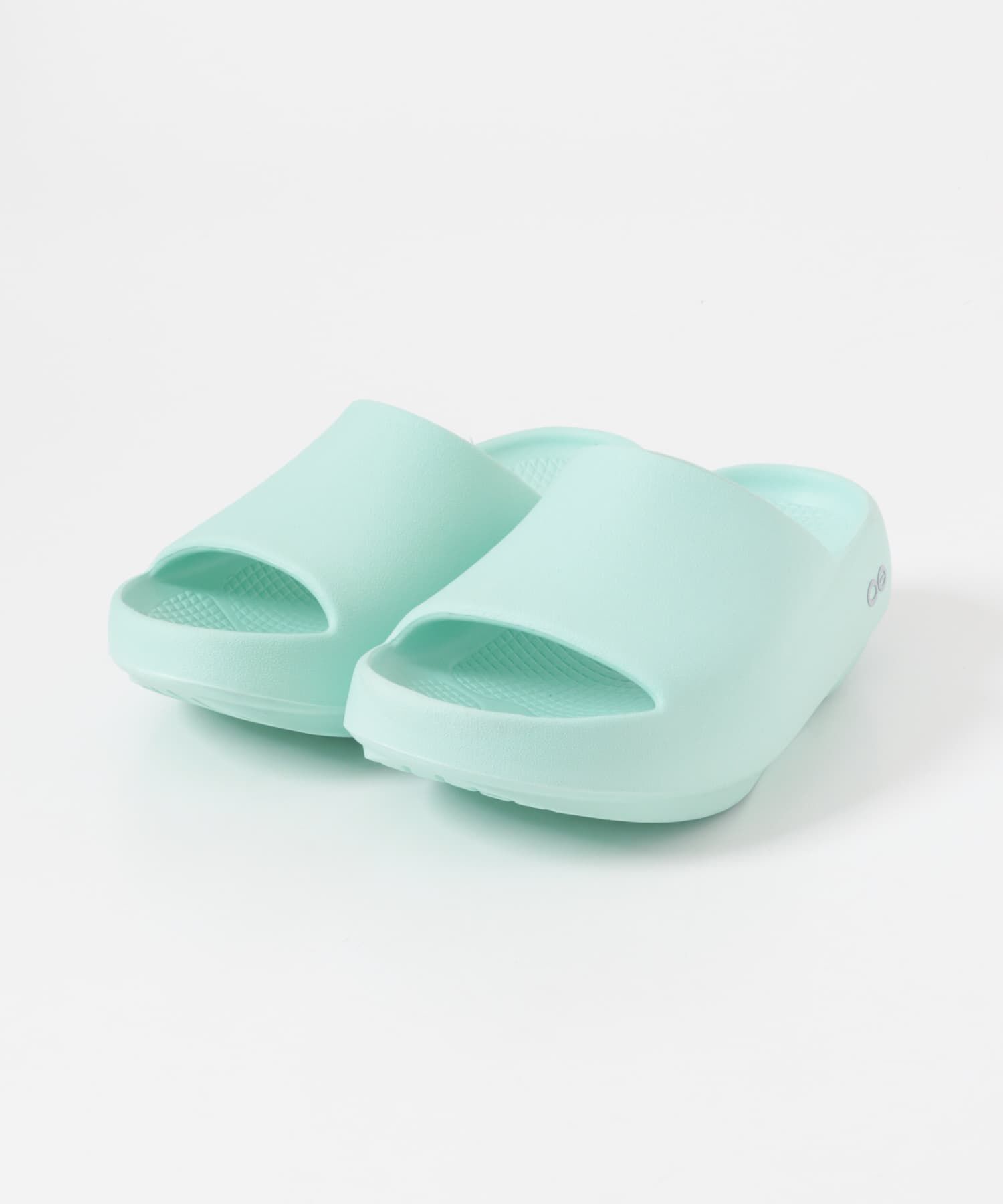 URBAN RESEARCH DOORS「OOFOS　OOAHH+」|サンダル|