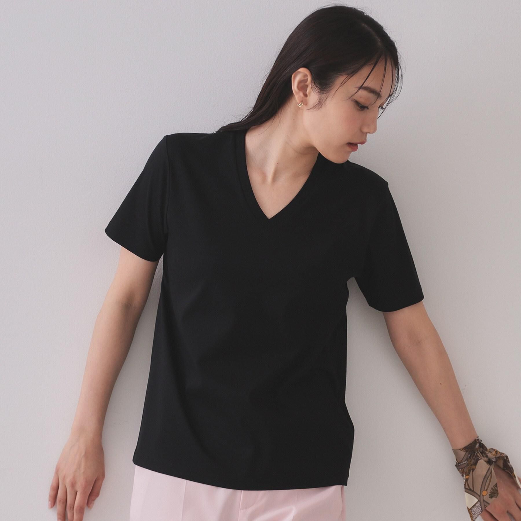 OPAQUE.CLIP「《5色展開／SS-LLサイズ》VネックベーシックTシャツ【接触冷感／洗濯機洗い可】」|Tシャツ・カットソー|