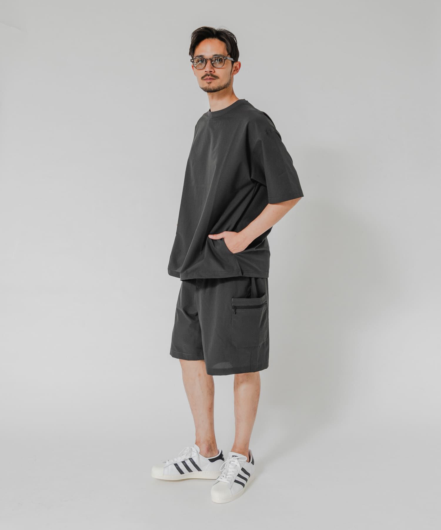 URBAN RESEARCH「『洗濯可/防シワ/撥水』COOL DOTS SHORT-SLEEVE T-SHIRTS」|Tシャツ・カットソー|