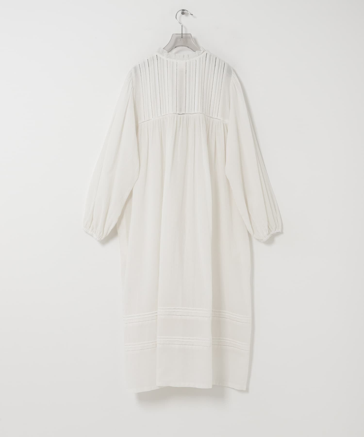 URBAN RESEARCH「Picchi Nia　HEIR WHITE」|ワンピース|