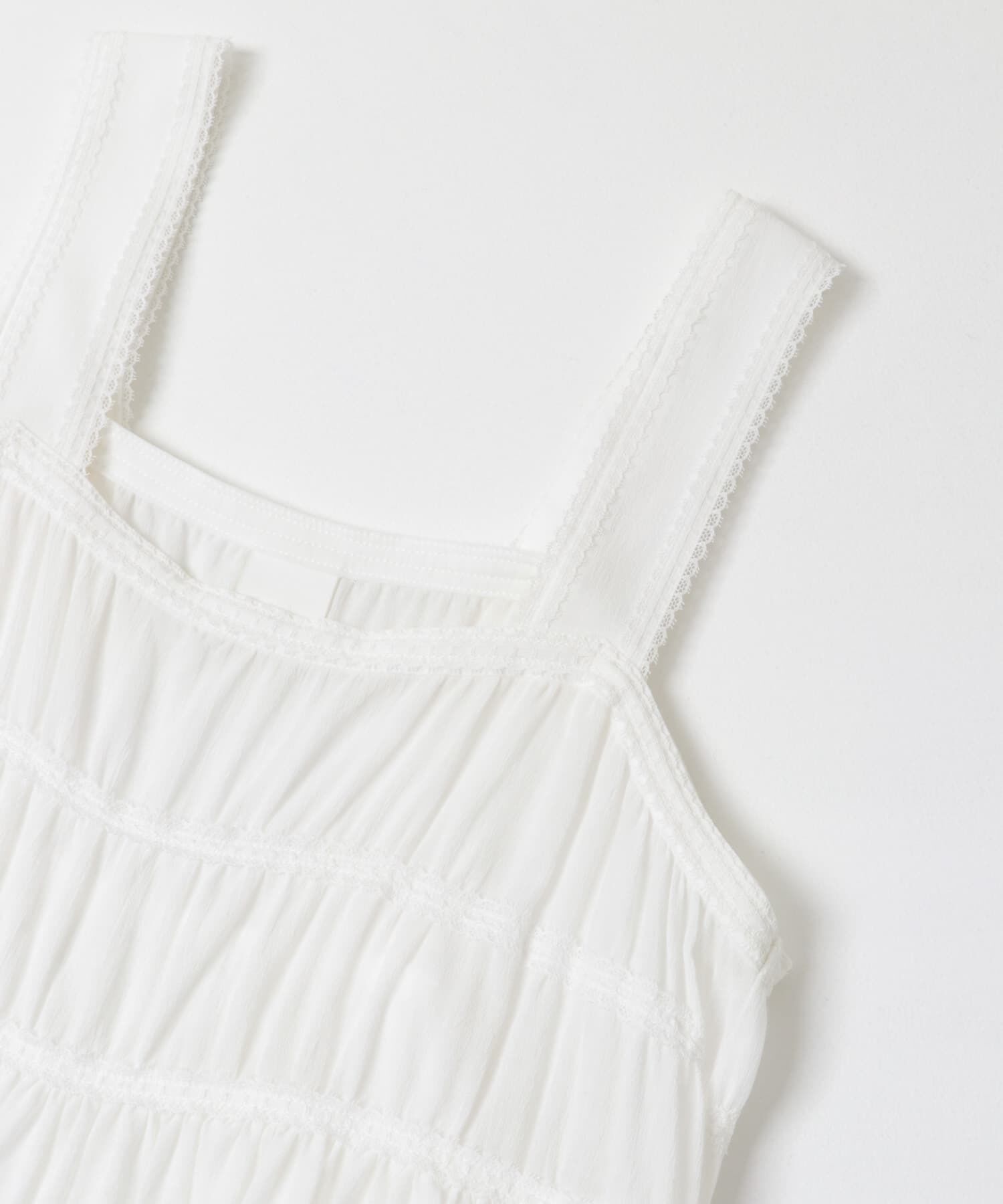 URBAN RESEARCH「Picchi Nia　VEIL WHITE」|ワンピース|