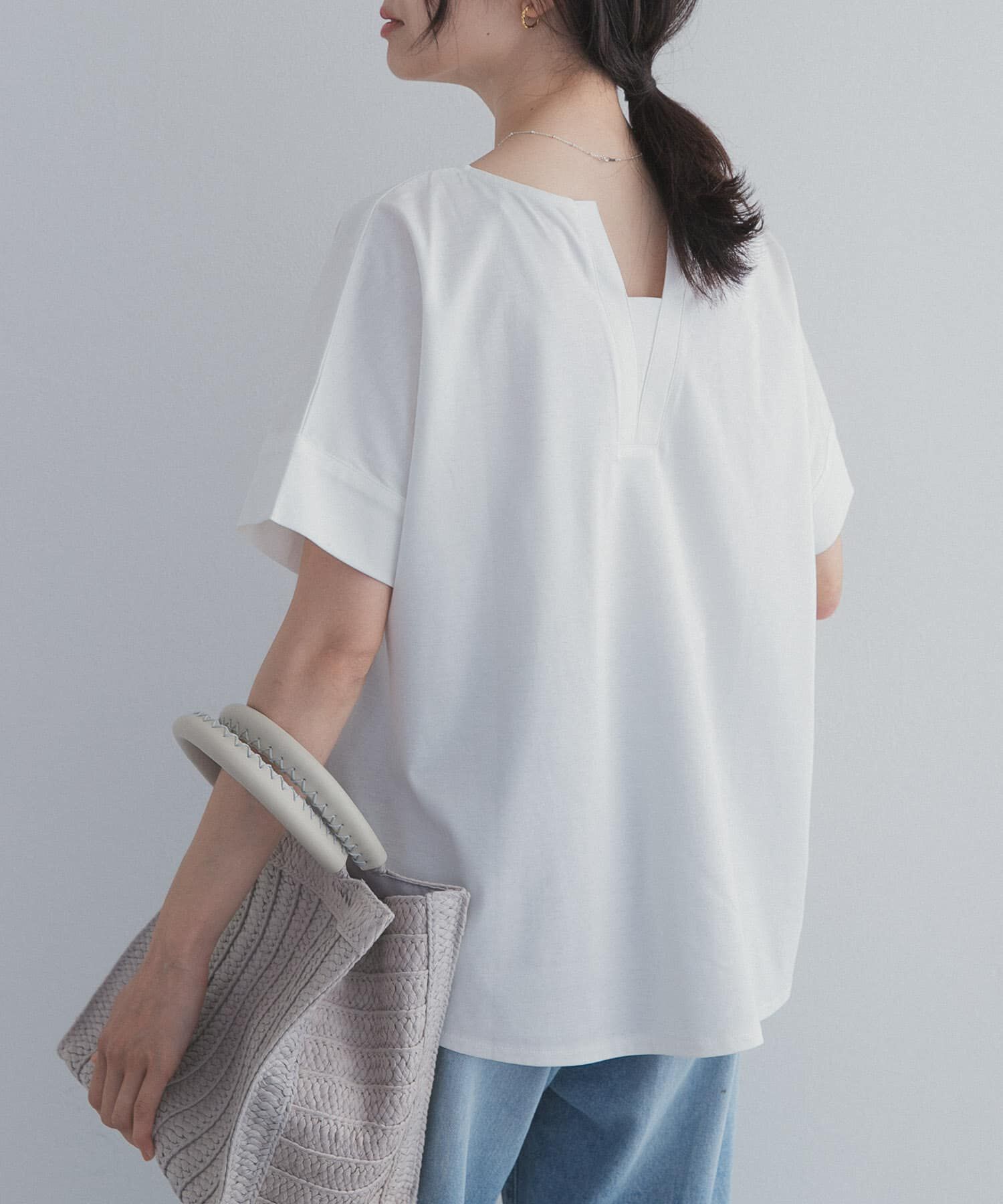 URBAN RESEARCH DOORS「『UR TECH』サマシェアバックポイントプルオーバー」|Tシャツ・カットソー|