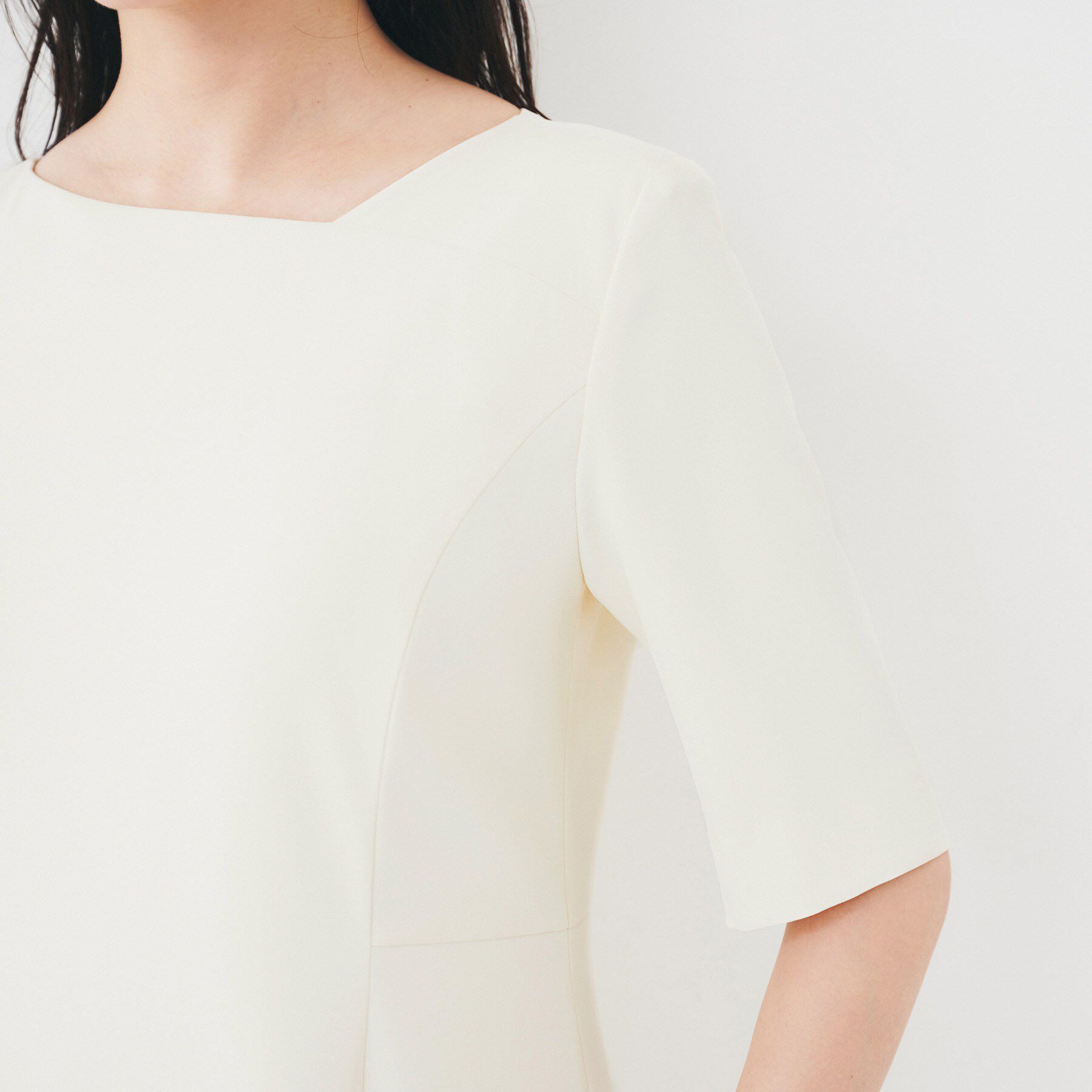 UNTITLED「【きれいめ/上品/夏ワンピ】アシメネックワンピース」|ワンピース|
