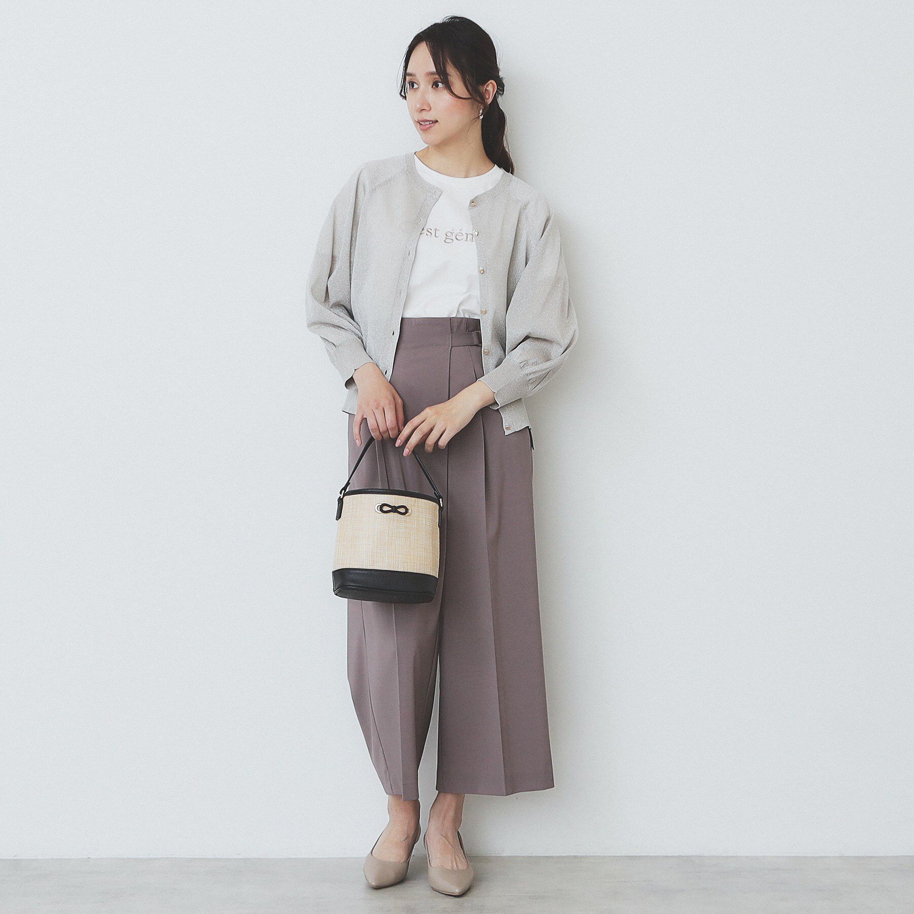 index「パール調刺繍ロゴTシャツ【汗ジミ防止／吸水速乾／接触冷感／UVケア／洗濯機洗い可】」|Tシャツ・カットソー|