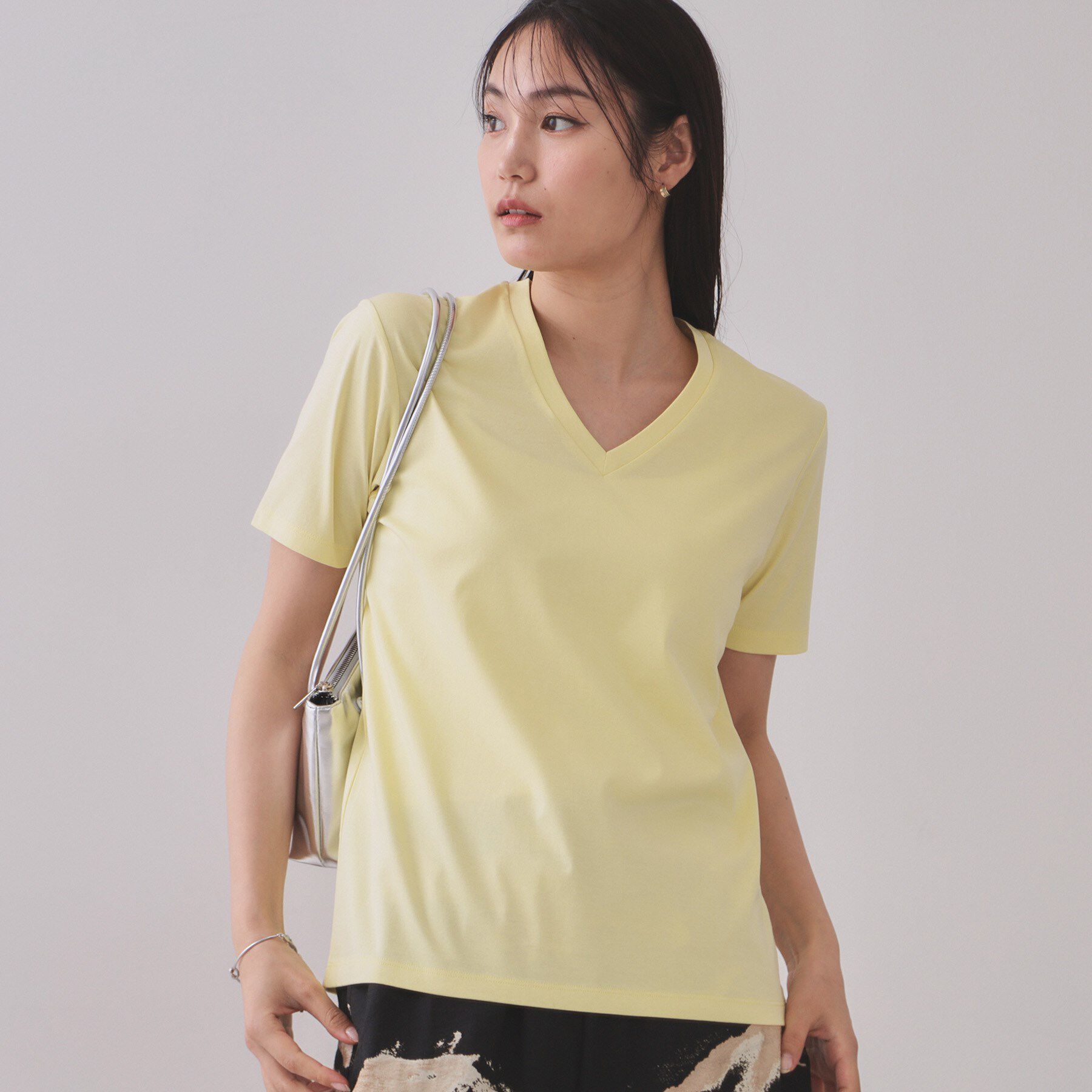 OPAQUE.CLIP「《5色展開／SS-LLサイズ》VネックベーシックTシャツ【接触冷感／洗濯機洗い可】」|Tシャツ・カットソー|
