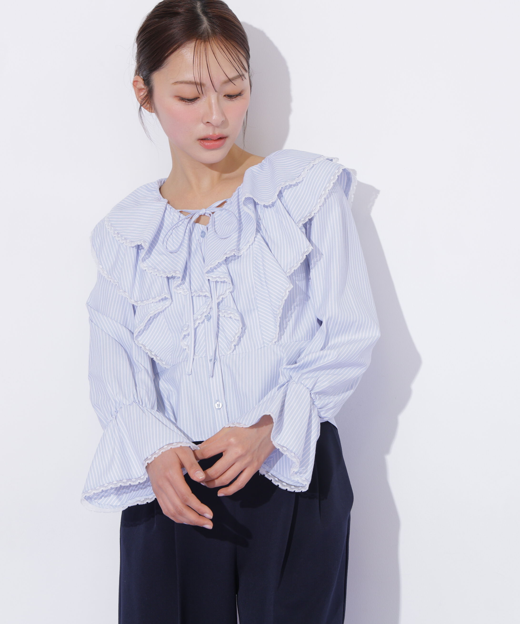  「レーストリムラッフルブラウス」|シャツ・ブラウス|