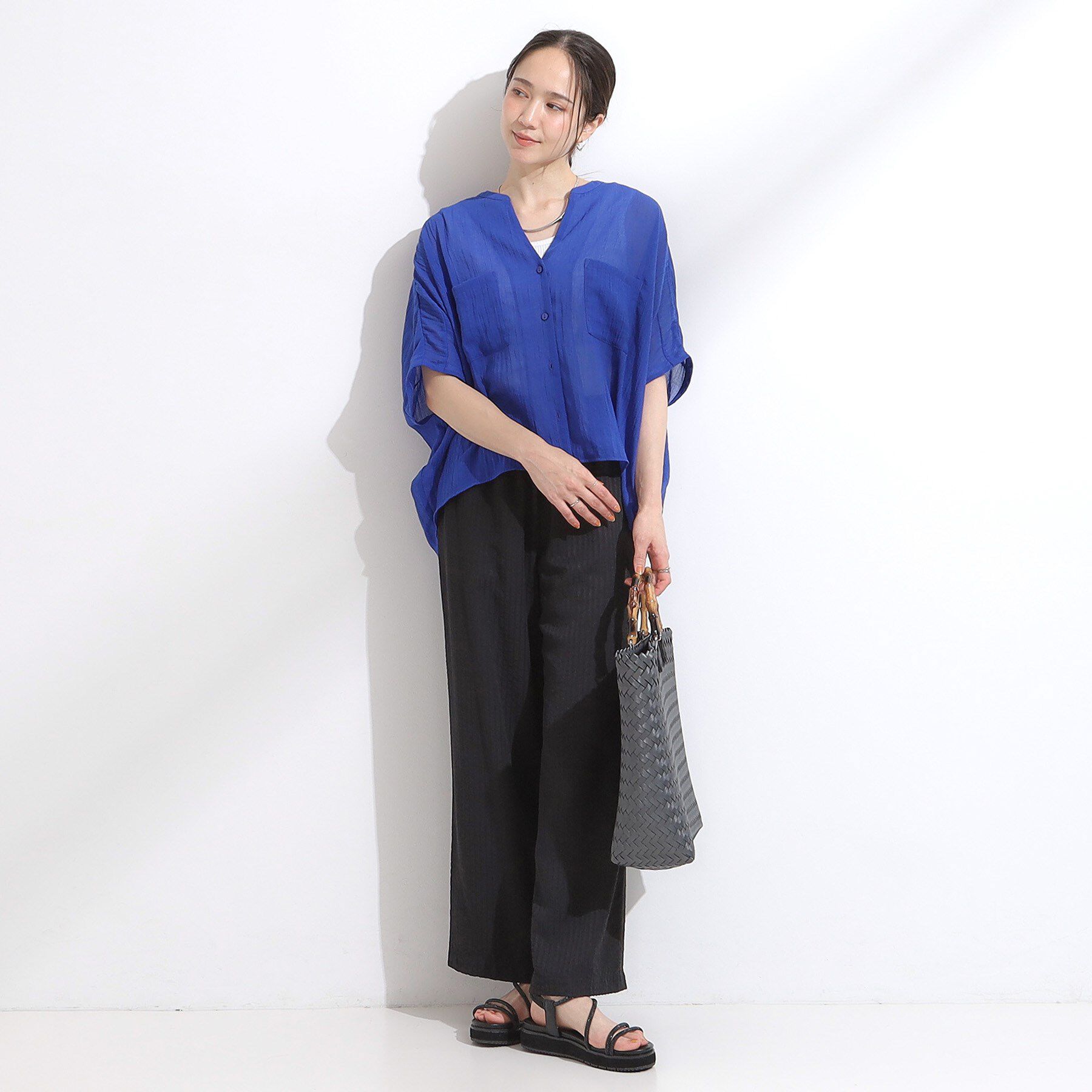 SHOO･LA･RUE「程よいシアー感 ポケットドルマン5分袖シャツ」|シャツ・ブラウス|