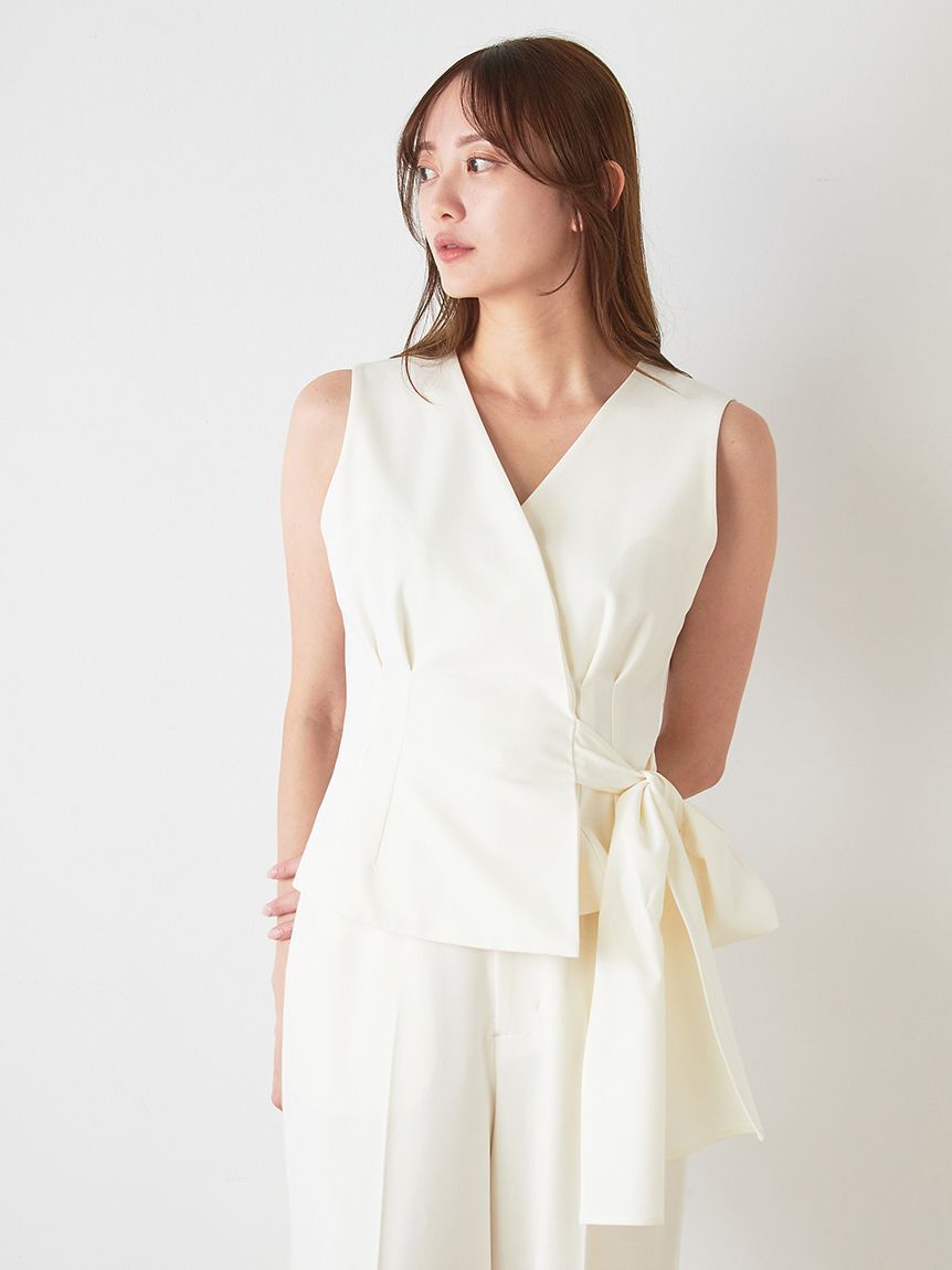 SNIDEL「Sustainableペプラムベストトップス」|シャツ・ブラウス|
