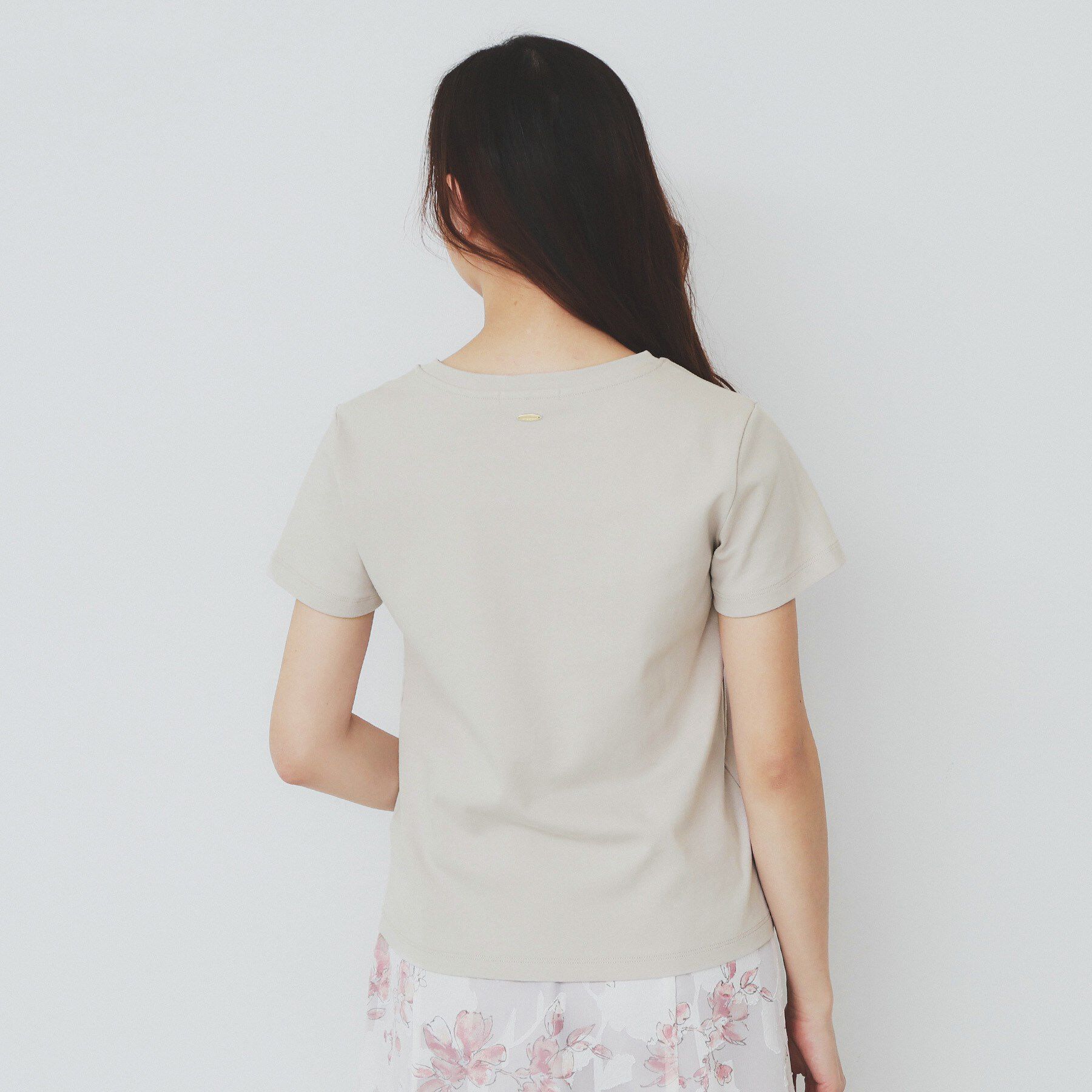 index「エンブレム刺繍Tシャツ【UV／接触冷感／洗濯機洗い可】」|Tシャツ・カットソー|