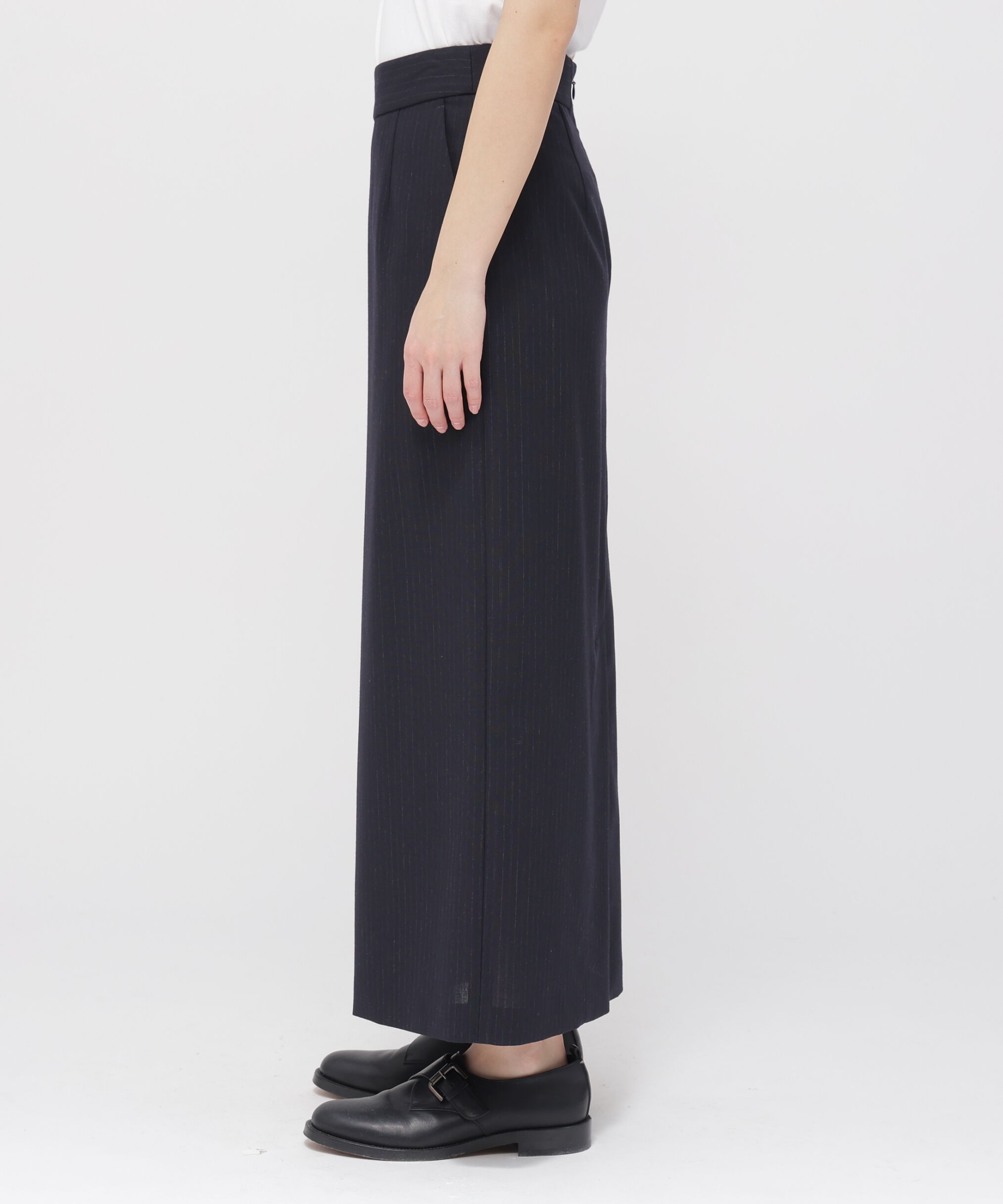  「SUBTLE STRIPE WOOL SKIRT」|スカート|