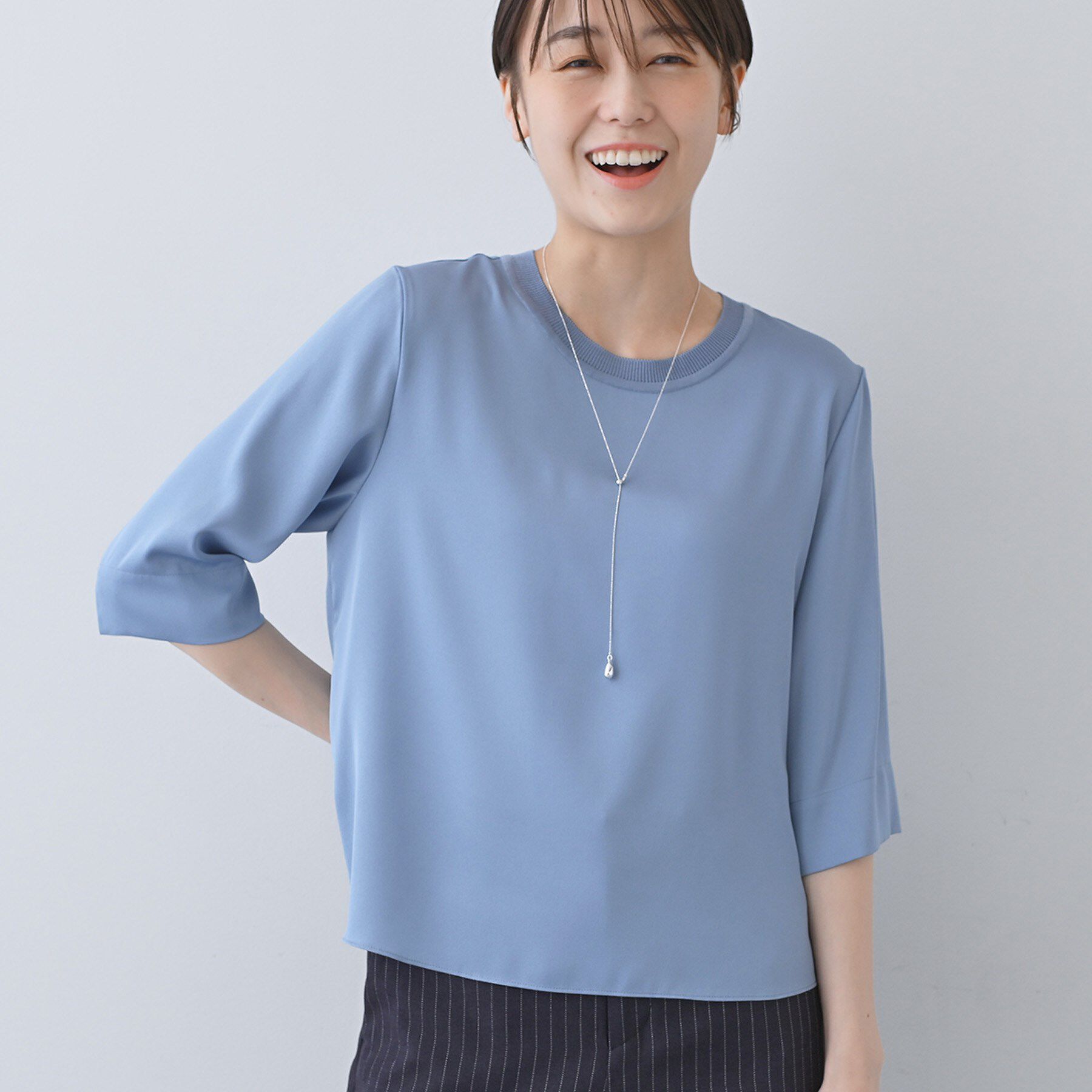 INDIVI「【洗える／5分袖】シルク風素材オフィスブラウス」|シャツ・ブラウス|ブルー(691)