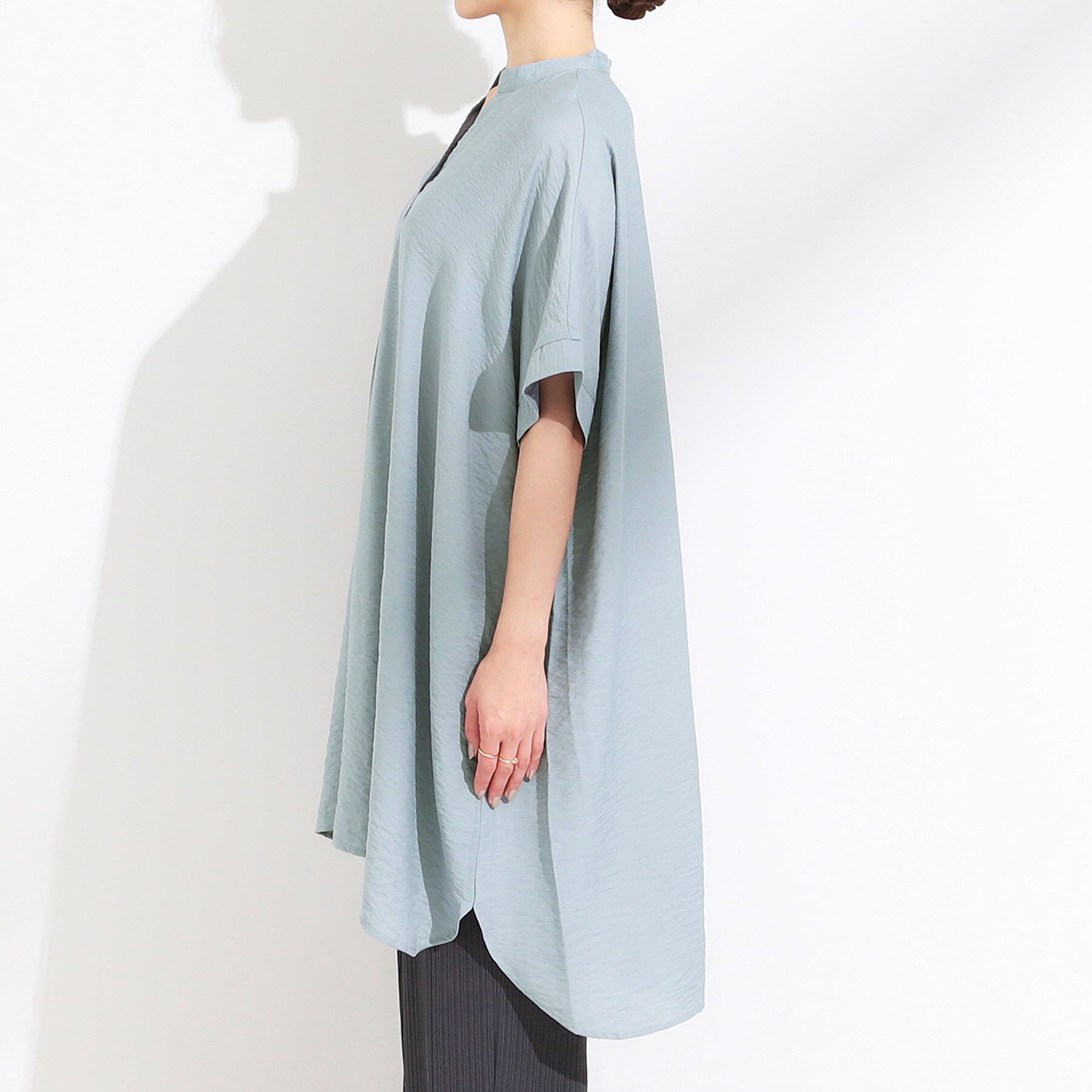 SHOO･LA･RUE「【S-LL/ひんやり】涼しく楽に体型カバー　ゆったりスキッパー半袖チュニック」|チュニック|