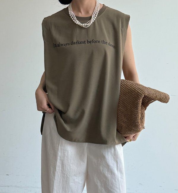  「【WEB限定】ロゴプリントノースリーブトップス」|Tシャツ・カットソー|カーキ
