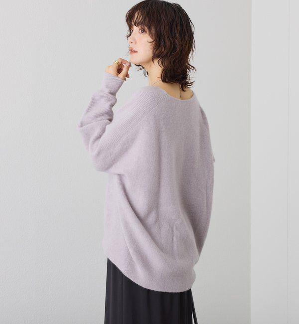  「【抜け感シルエット】ヘアリーウール片畦Vネックニット」|ニット・セーター|