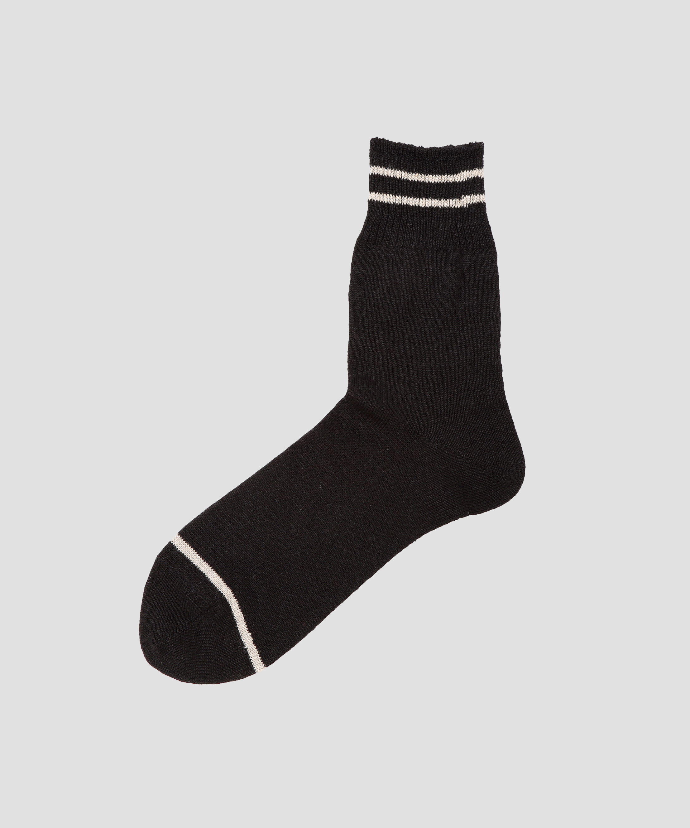 MARGARET HOWELL「LINEN RIB STRIPE SOCKS」|ソックス|BLACK
