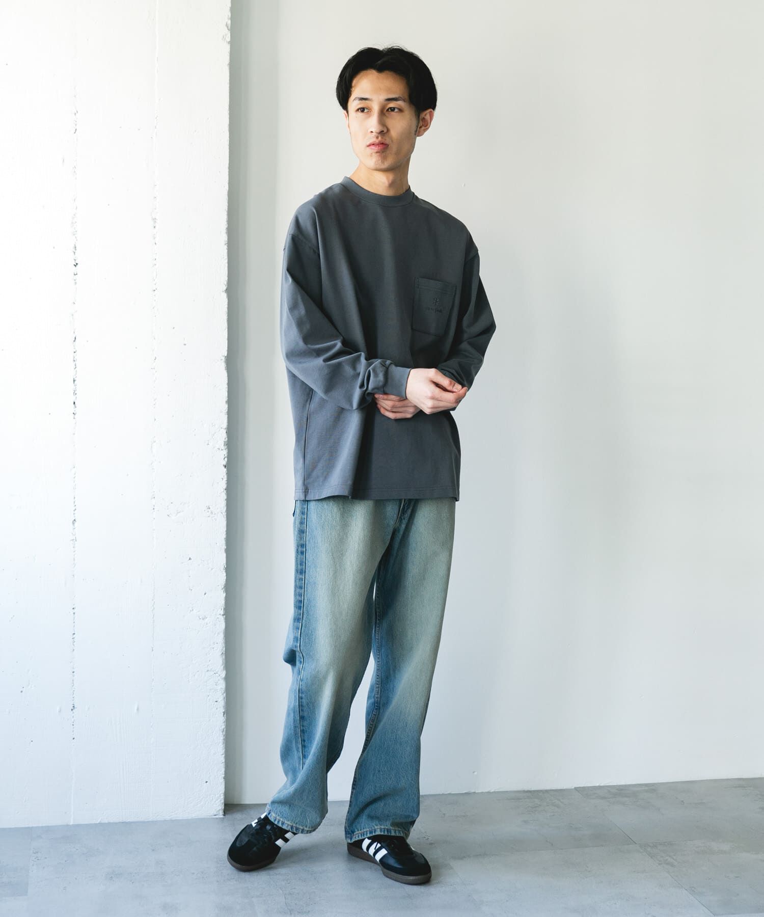URBAN RESEARCH DOORS「『別注』Snow Peak Apparel&times;DOORS　POCKET LOGO LONG-SLEEVE T-SHIRTS」|Tシャツ・カットソー|