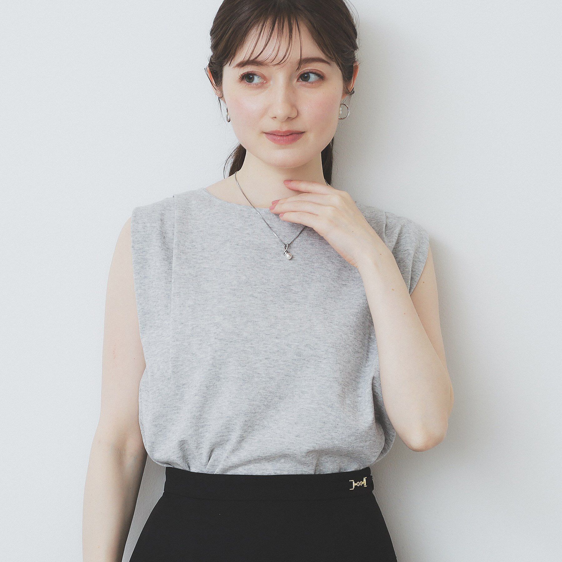 index「タックノースリーブニット【洗濯機洗い可／UVケア／抗ピル】」|Tシャツ・カットソー|グレー(012)