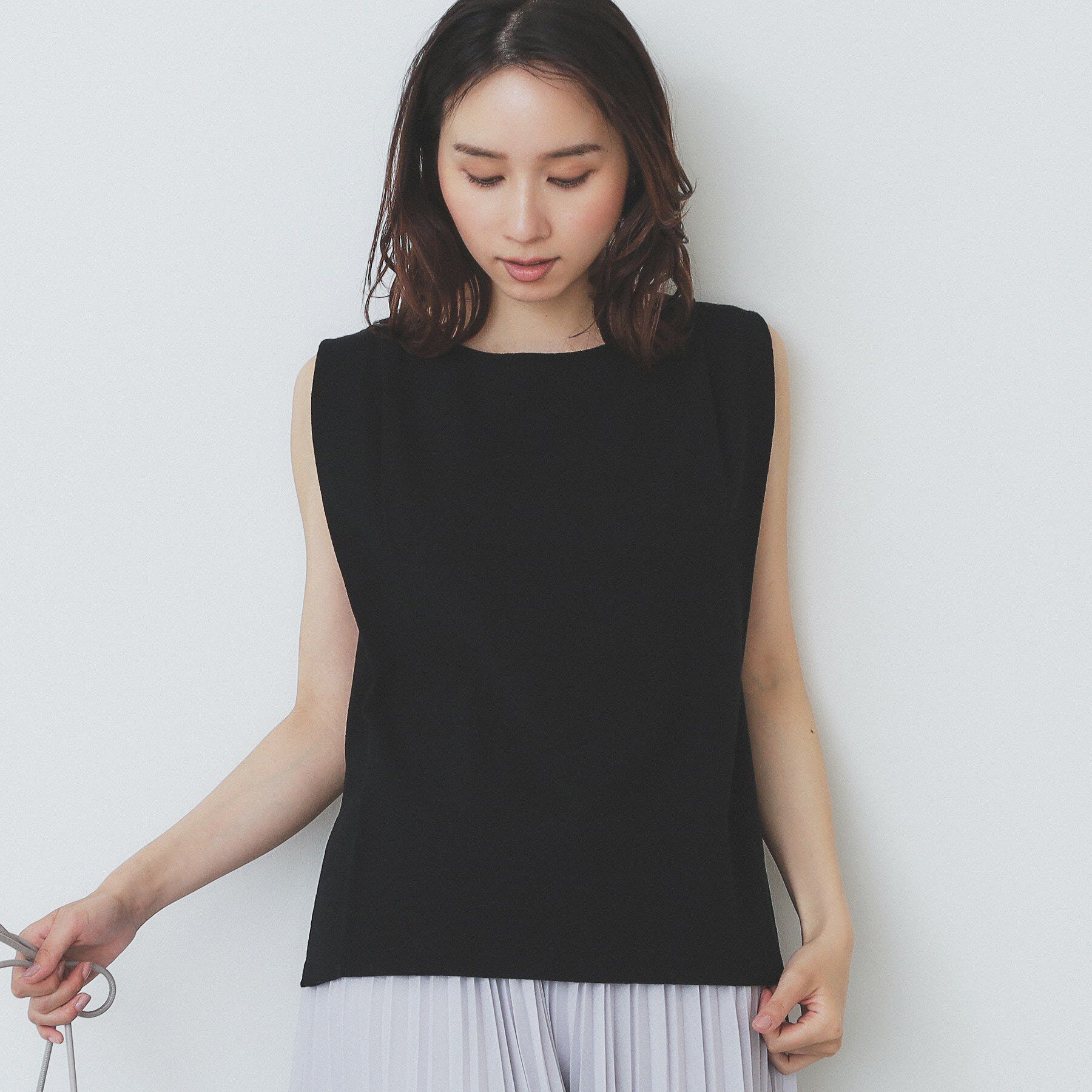 index「タックノースリーブニット【洗濯機洗い可／UVケア／抗ピル】」|Tシャツ・カットソー|ブラック(819)