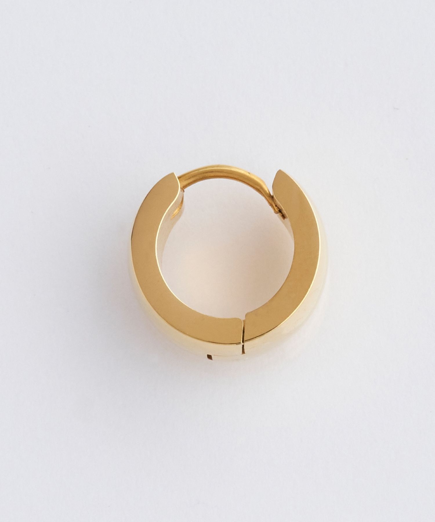  「【金属アレルギー対応】ワンタッチワイドフープミニピアス(片耳)/サージカルステンレス ゴールド」|ピアス|
