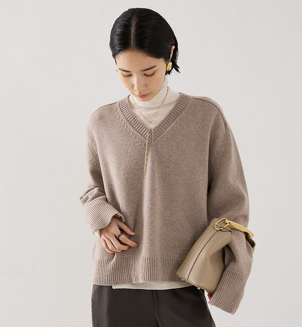 The Store by C' 「【ROHE】 V-neck Sleeve Wrap Jumper／2wayVネッ」|ニット・セーター|グレージュ