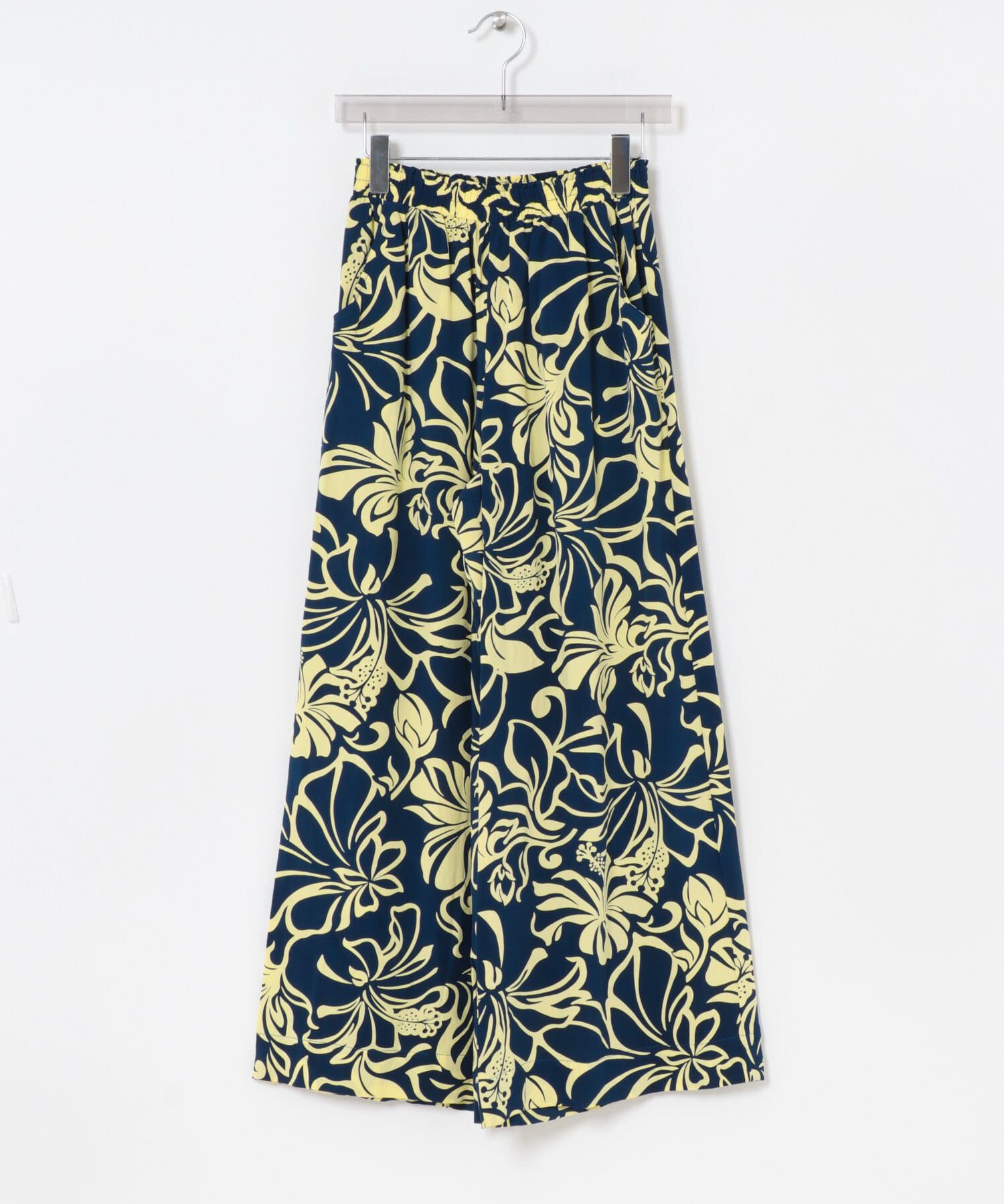 URBAN RESEARCH「『一部別注カラー』LUSANA　CICI PANTS」|その他|