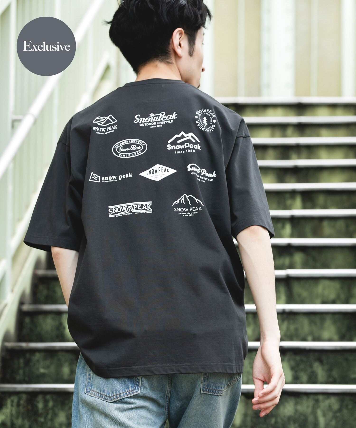 URBAN RESEARCH DOORS「『別注』Snow Peak Apparel&times;DOORS　PROTOARCHIVEPRINT T-SHIRTS」|Tシャツ・カットソー|チャコールグレー