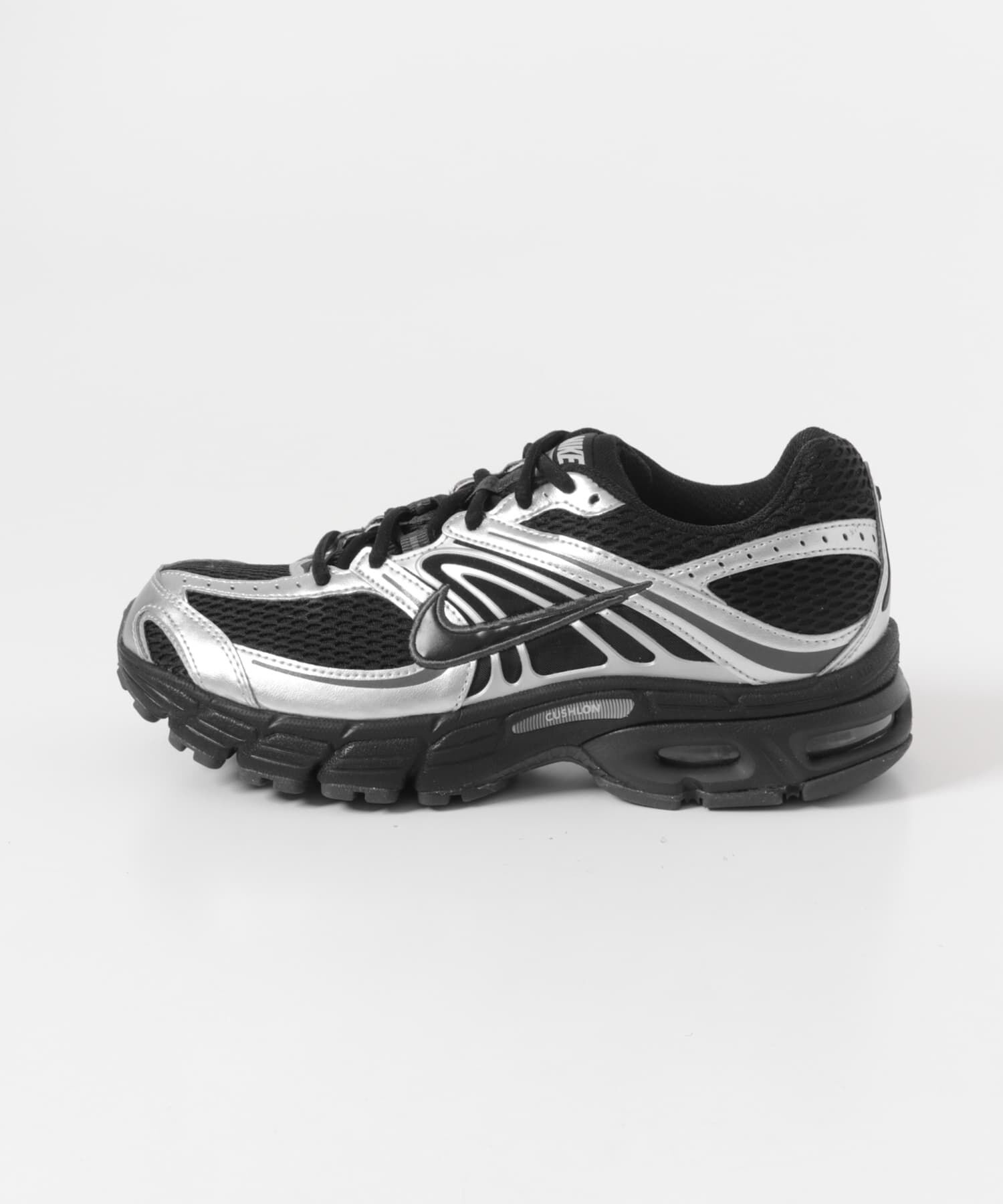 URBAN RESEARCH DOORS「NIKE　エアマックス MOTO 2K」|スニーカー|