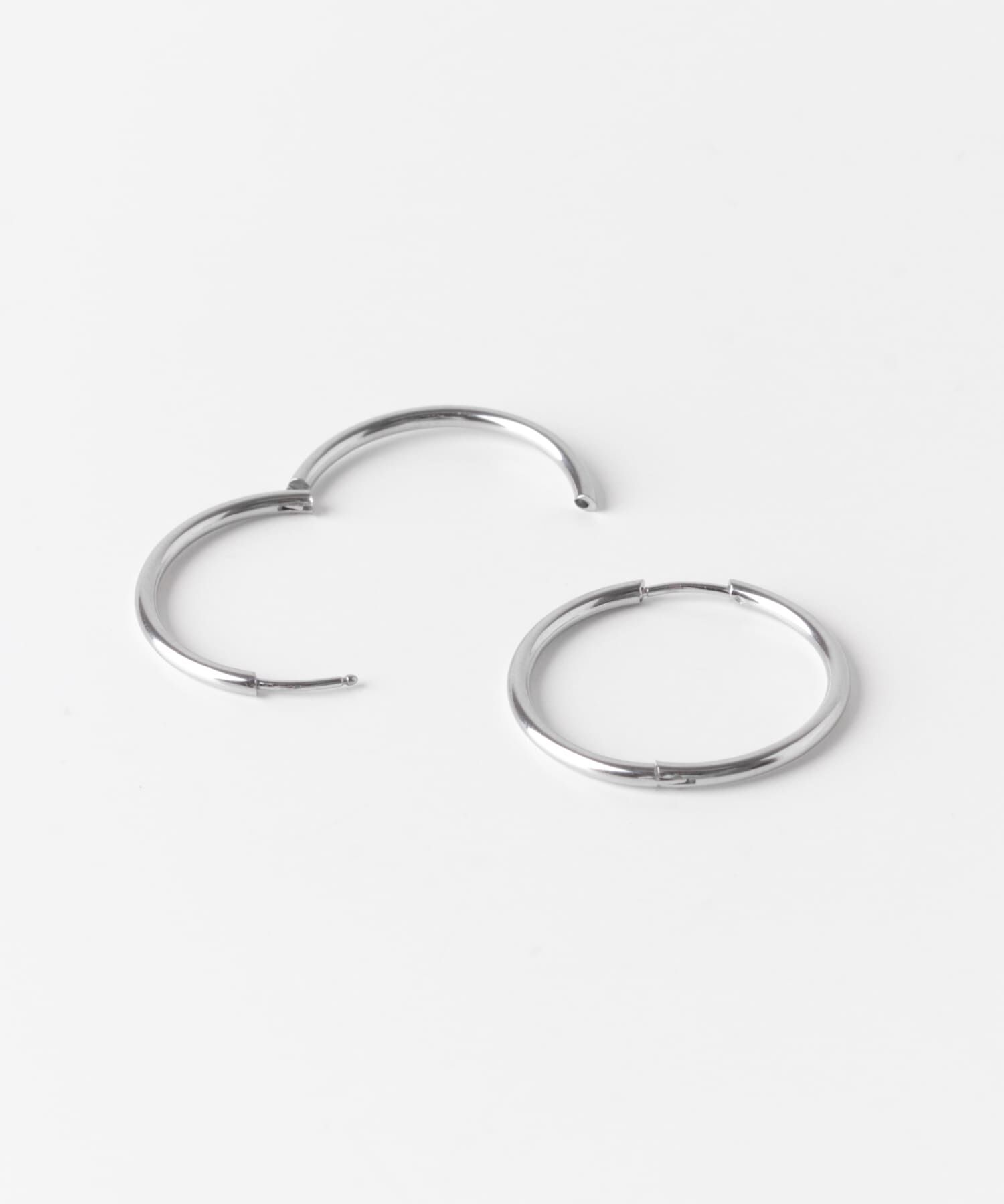 SMELLY「ステンレスフープピアス23mm」|ピアス|