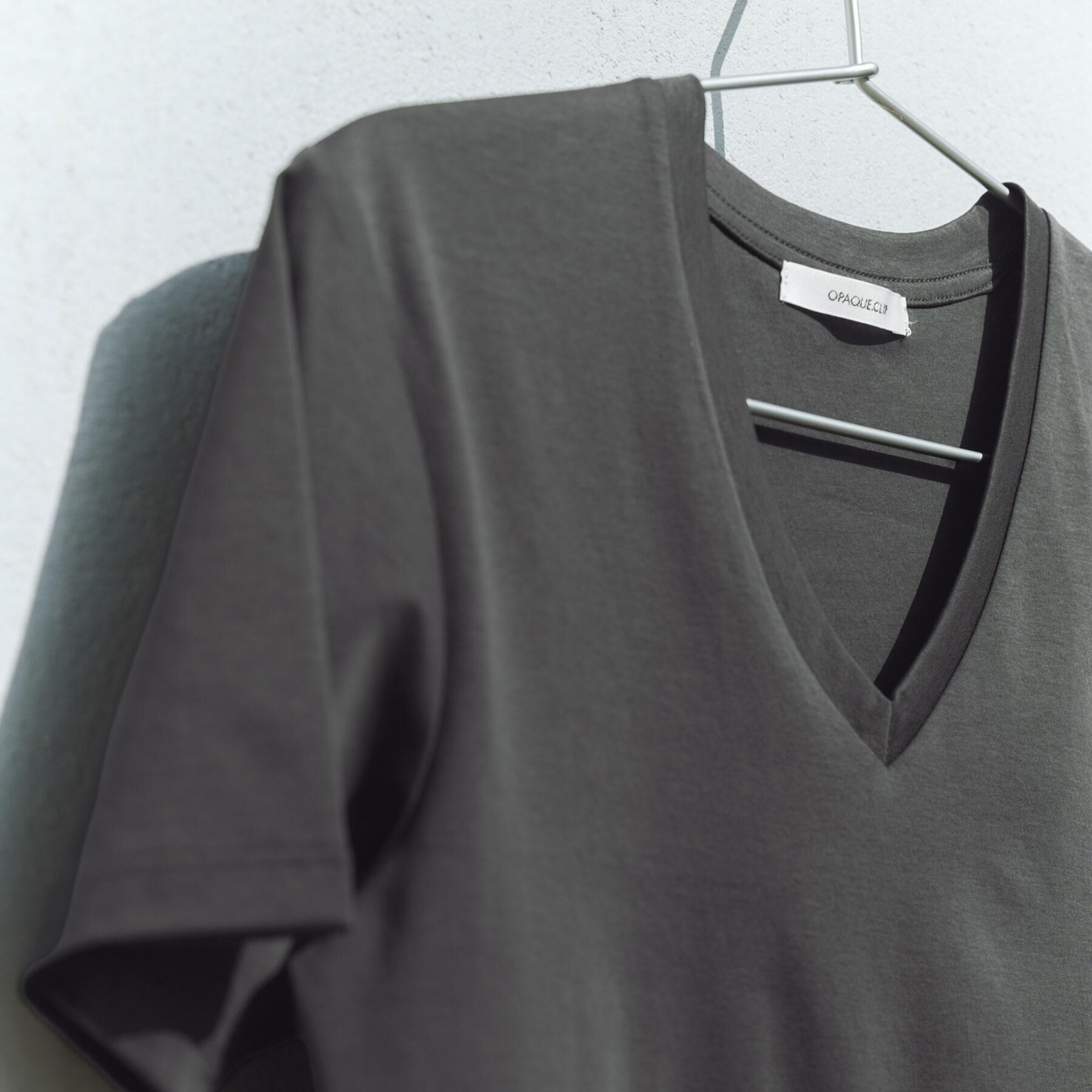 OPAQUE.CLIP「《5色展開／SS-LLサイズ》VネックベーシックTシャツ【接触冷感／洗濯機洗い可】」|Tシャツ・カットソー|
