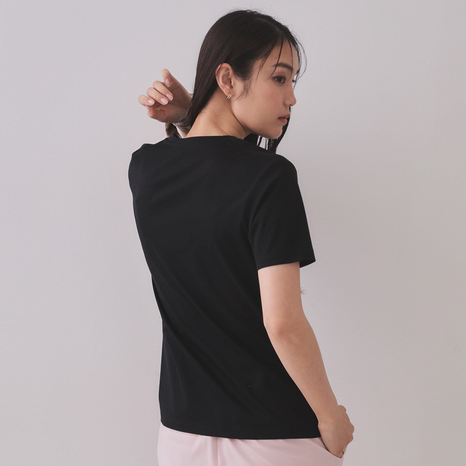 OPAQUE.CLIP「《5色展開／SS-LLサイズ》VネックベーシックTシャツ【接触冷感／洗濯機洗い可】」|Tシャツ・カットソー|