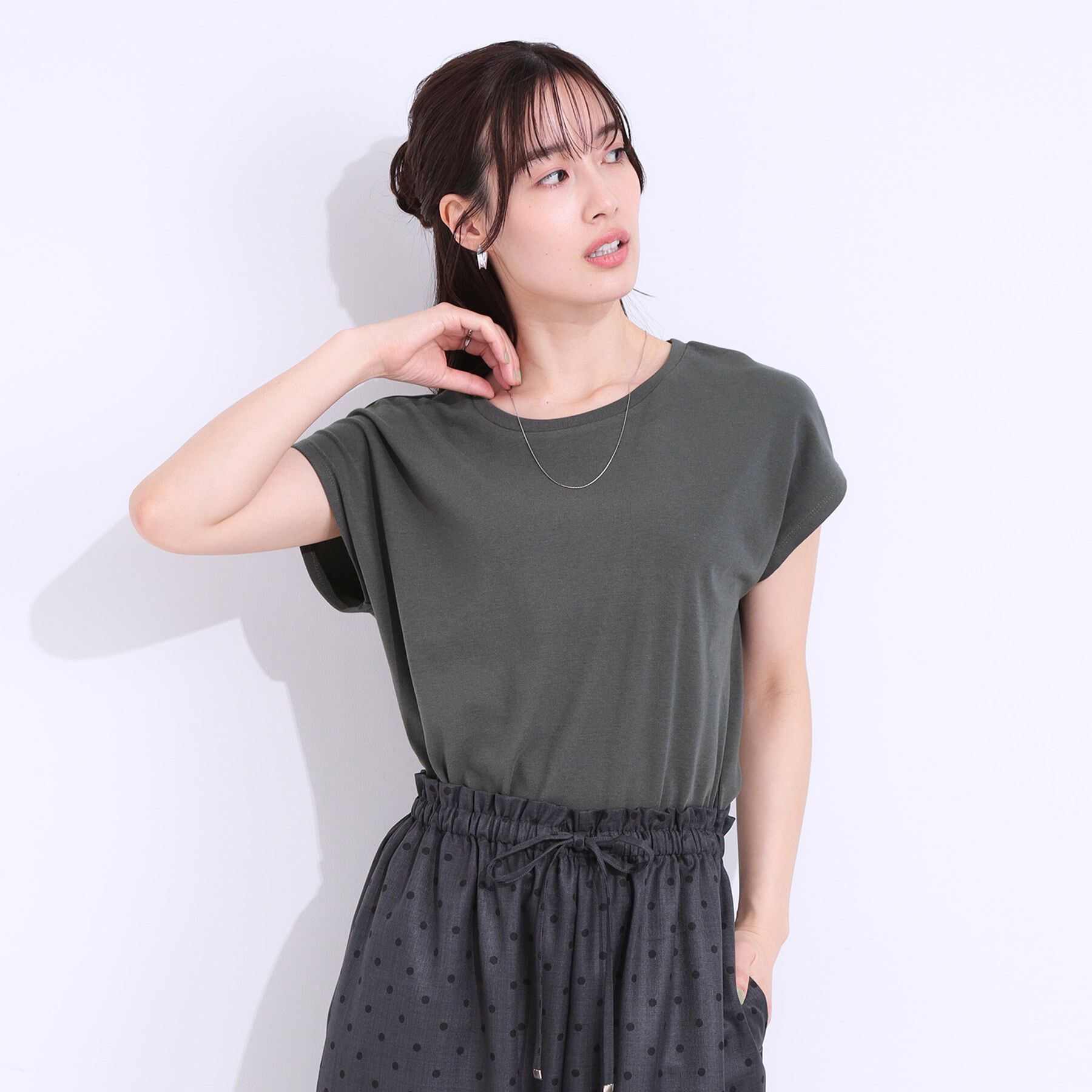 SHOO･LA･RUE「【S-LL/2点セット】程よい甘さをプラス Tシャツ＋チュールトップス」|Tシャツ・カットソー|
