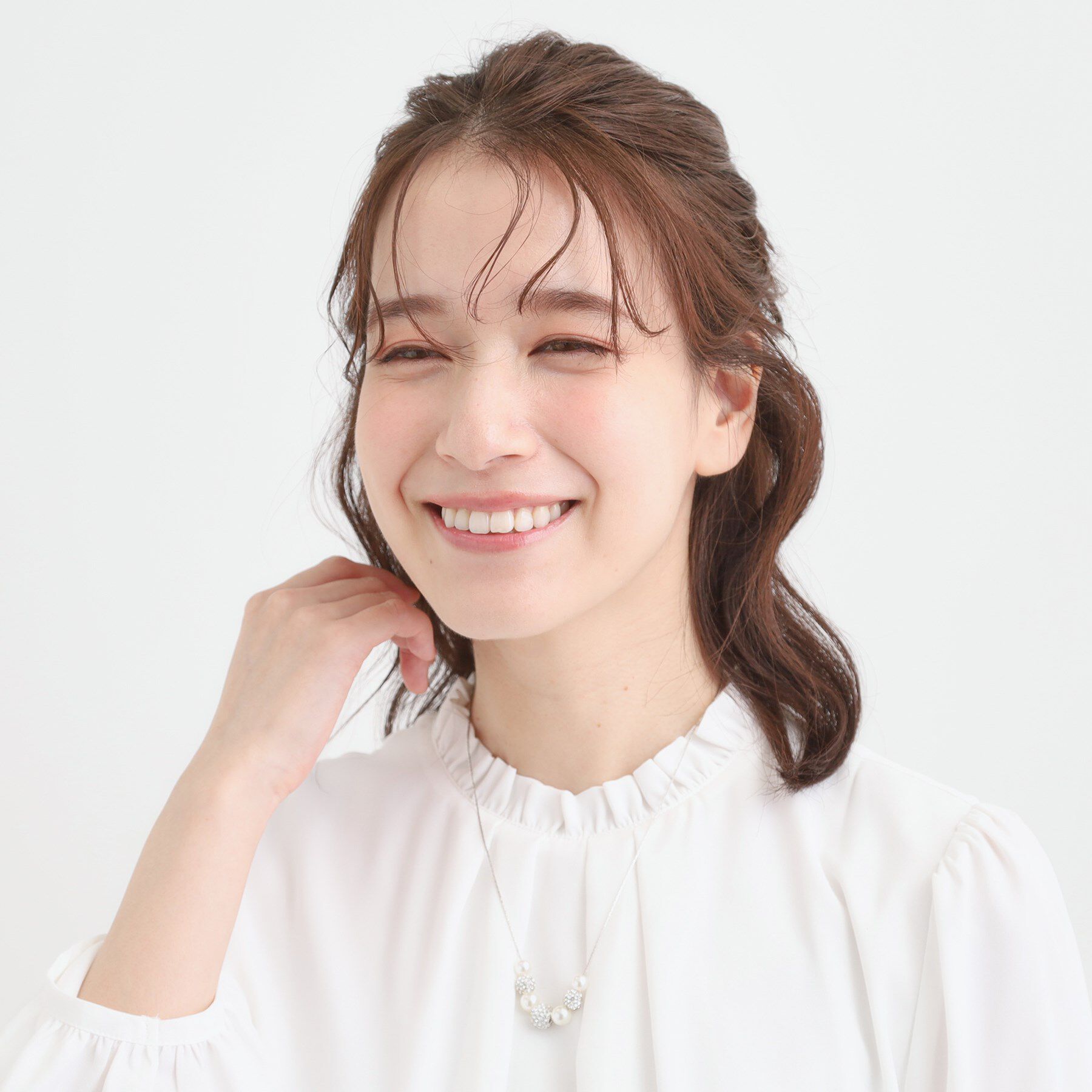 SHOO･LA･RUE「【セレモニー】きらびやかに ポイントパヴェ ショートネックレス」|ネックレス|