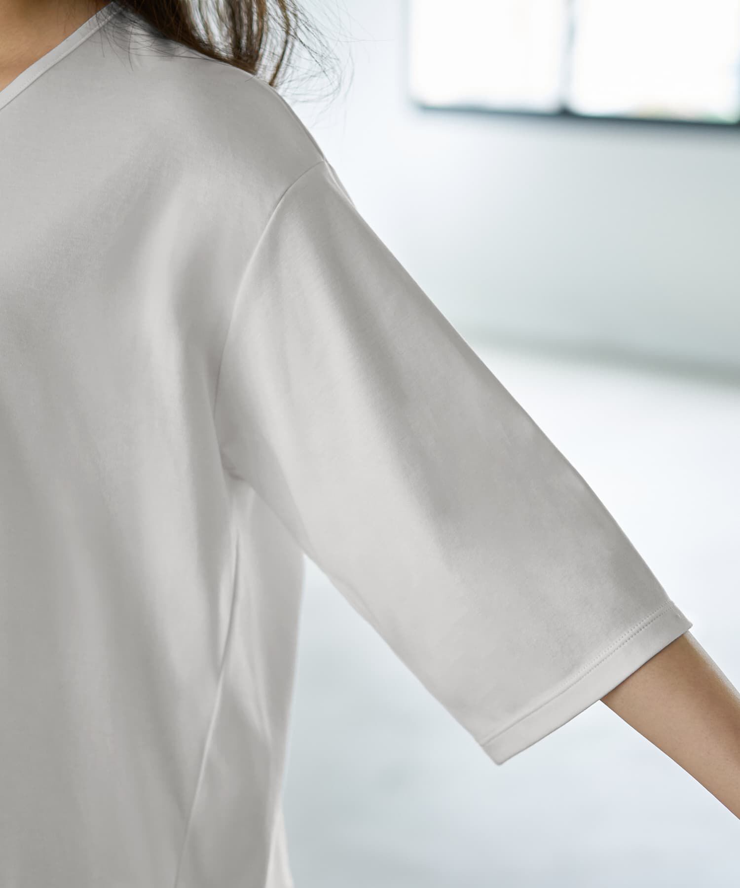 STYLE DELI「【ものづくりJAPAN】DIORAMA 7分袖VネックTシャツ」|Tシャツ・カットソー|