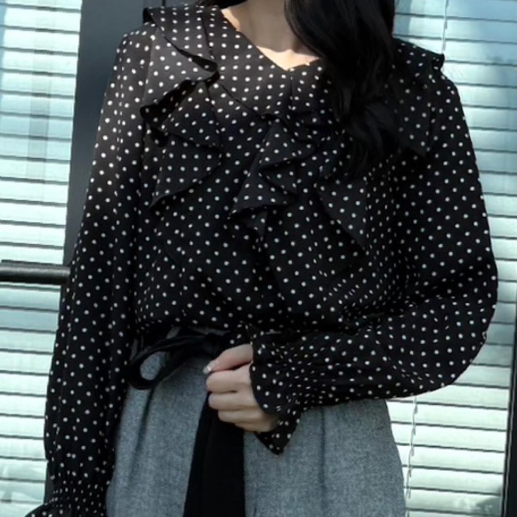 Couture broach「【大人可愛い・通勤】ラッフルフリルブラウス」|シャツ・ブラウス|