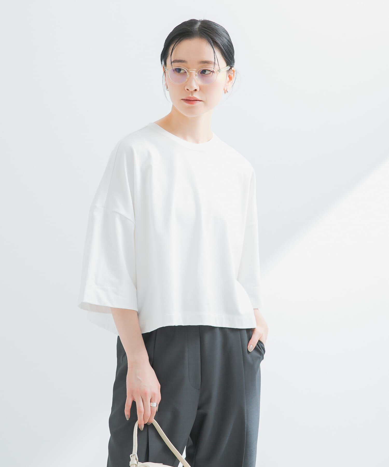 URBAN RESEARCH「ショート丈ハーフスリーブカットソー」|Tシャツ・カットソー|オフホワイト
