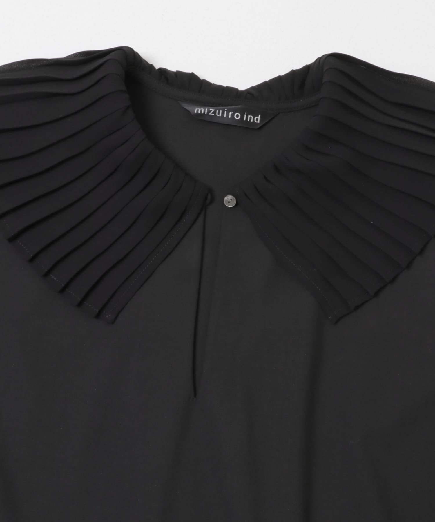 URBAN RESEARCH DOORS「mizuiro-ind　PLEATS COLLOR NO-SLEEVE ONE-PIECE」|ワンピース|
