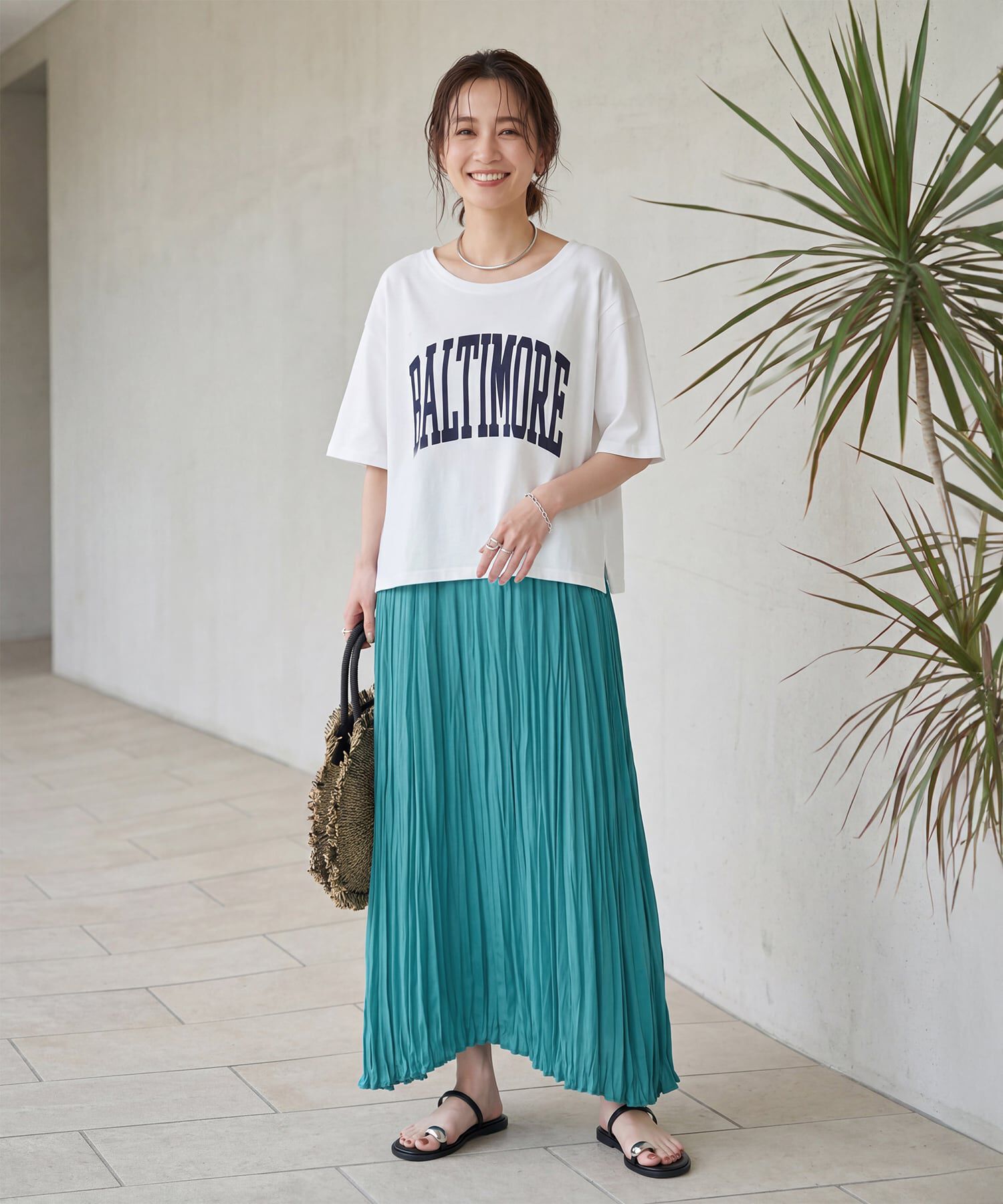 STYLE DELI「裾が絞れる薄さら涼感ワイドパンツ」|スラックス|