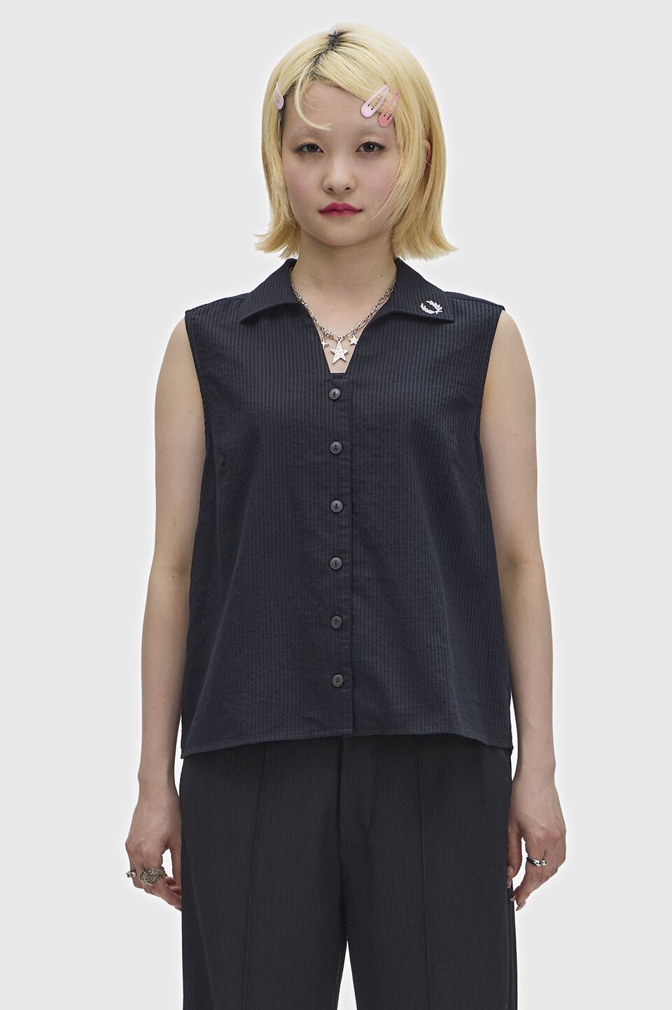 FRED PERRY 「Sheer Stripe Sleeveless Shirt／シアーストライプノースリーブシャツ」|シャツ・ブラウス|