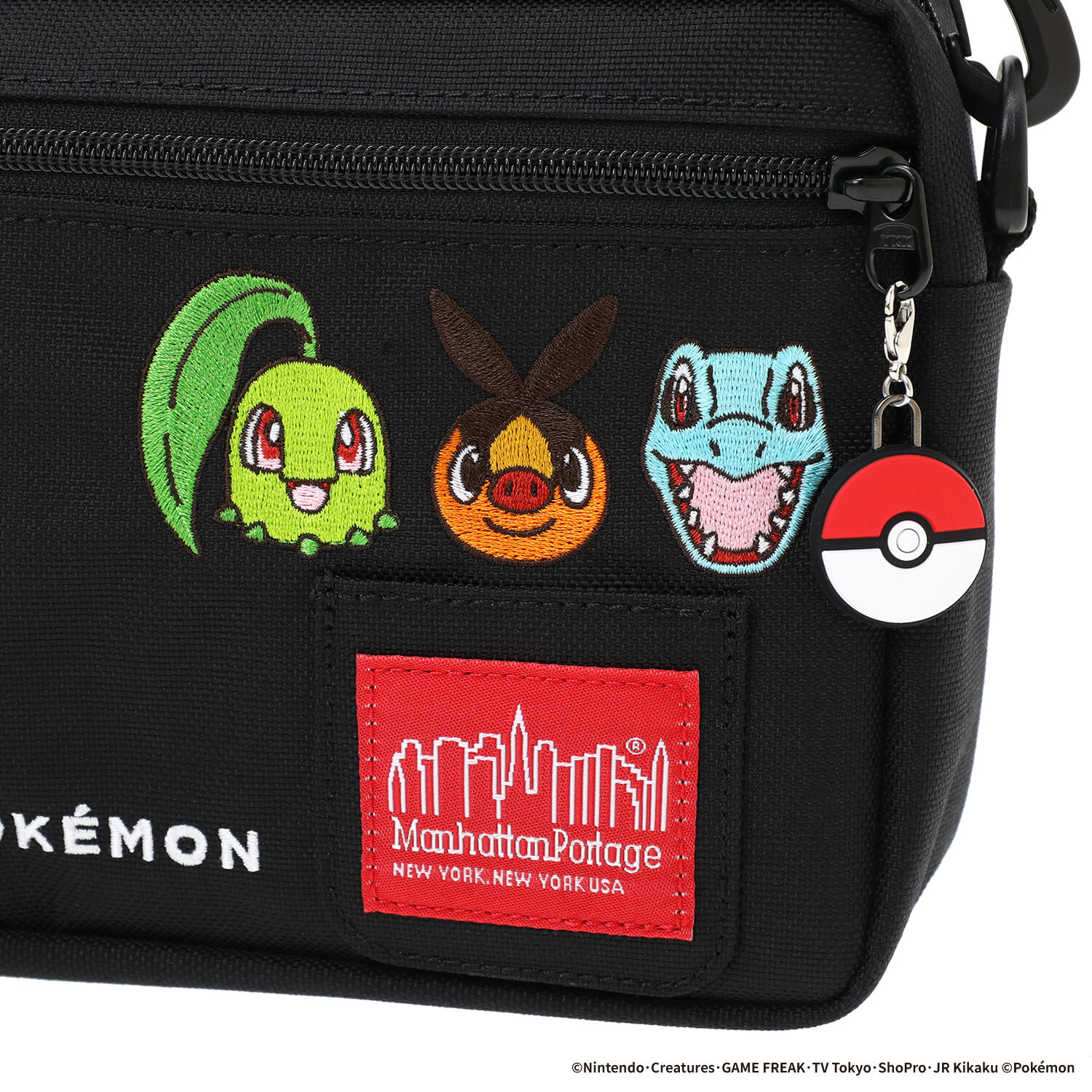 Manhattan Portage「JOGGER (L) JPN VER 2 Pokemon 25 ZA」|ショルダー・メッセンジャー|