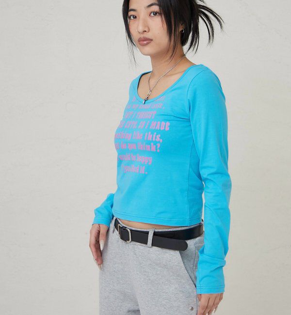  「【WEB限定】フレーズロゴトップス」|Tシャツ・カットソー|