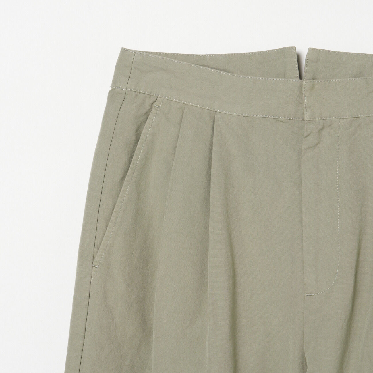HELIOPOLE「HELIOPOLE CINCH BACK PANTS」|チノ|